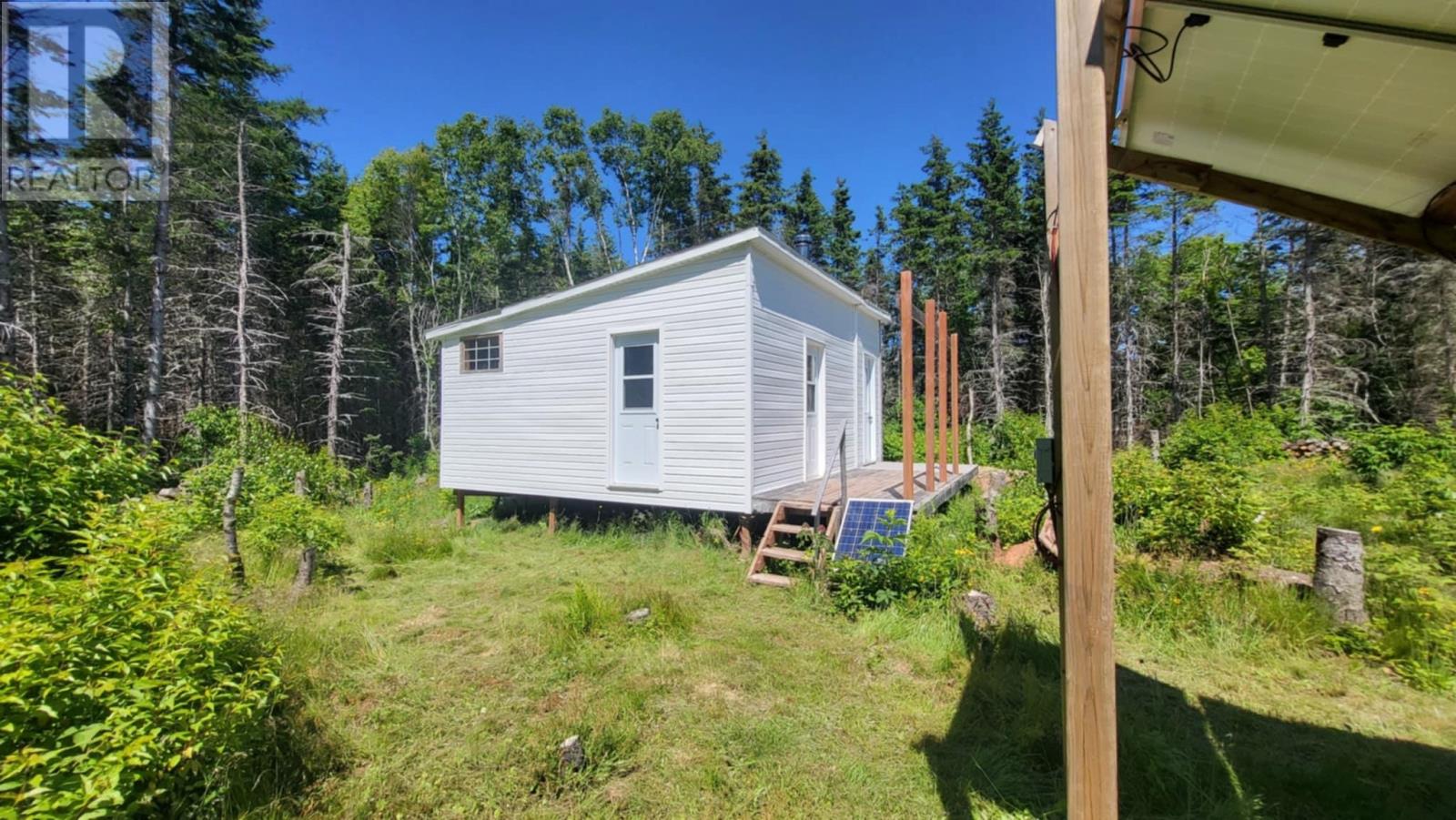 10 Swallow Point Road Property Photo 1