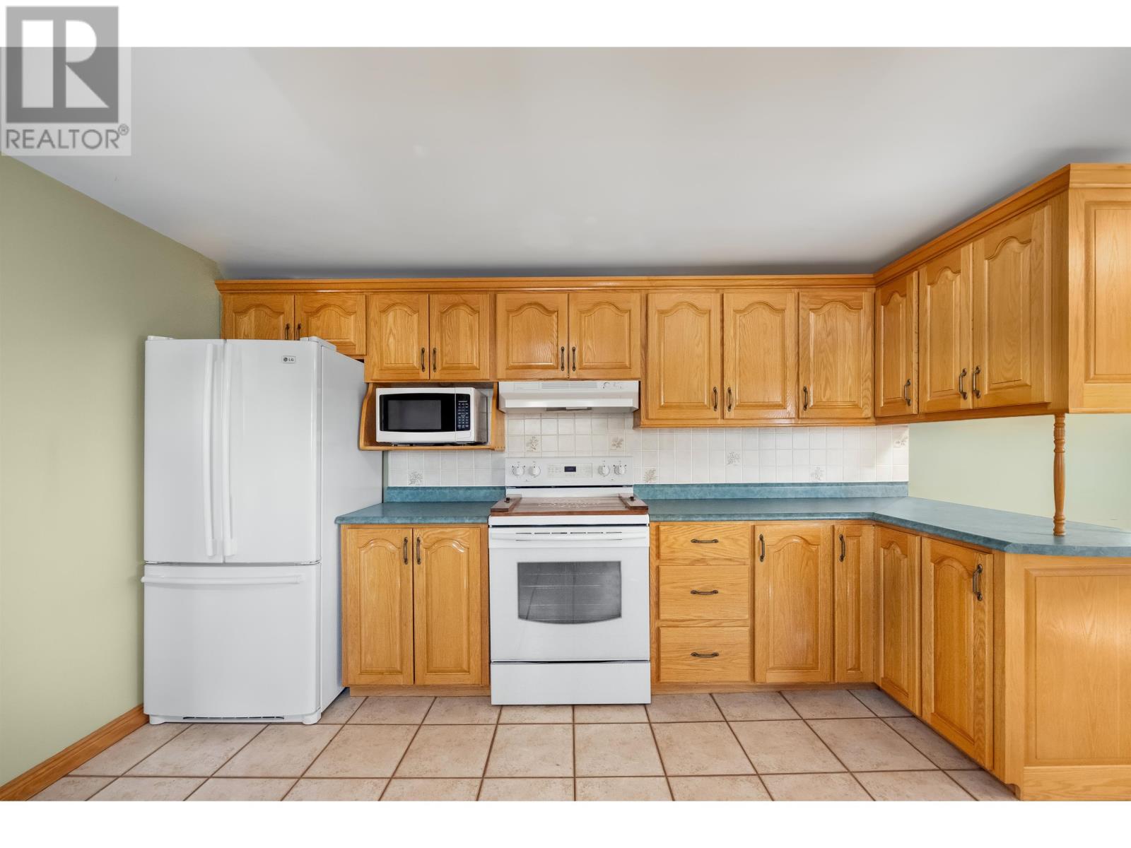 386 Windon Road Property Photo 30