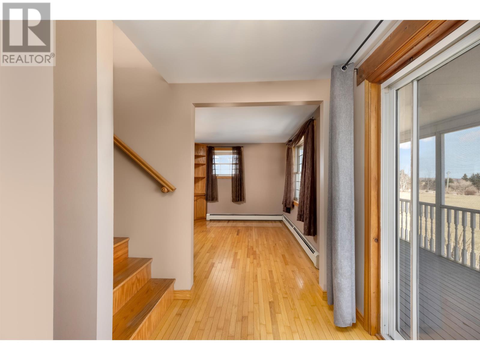 386 Windon Road Property Photo 33