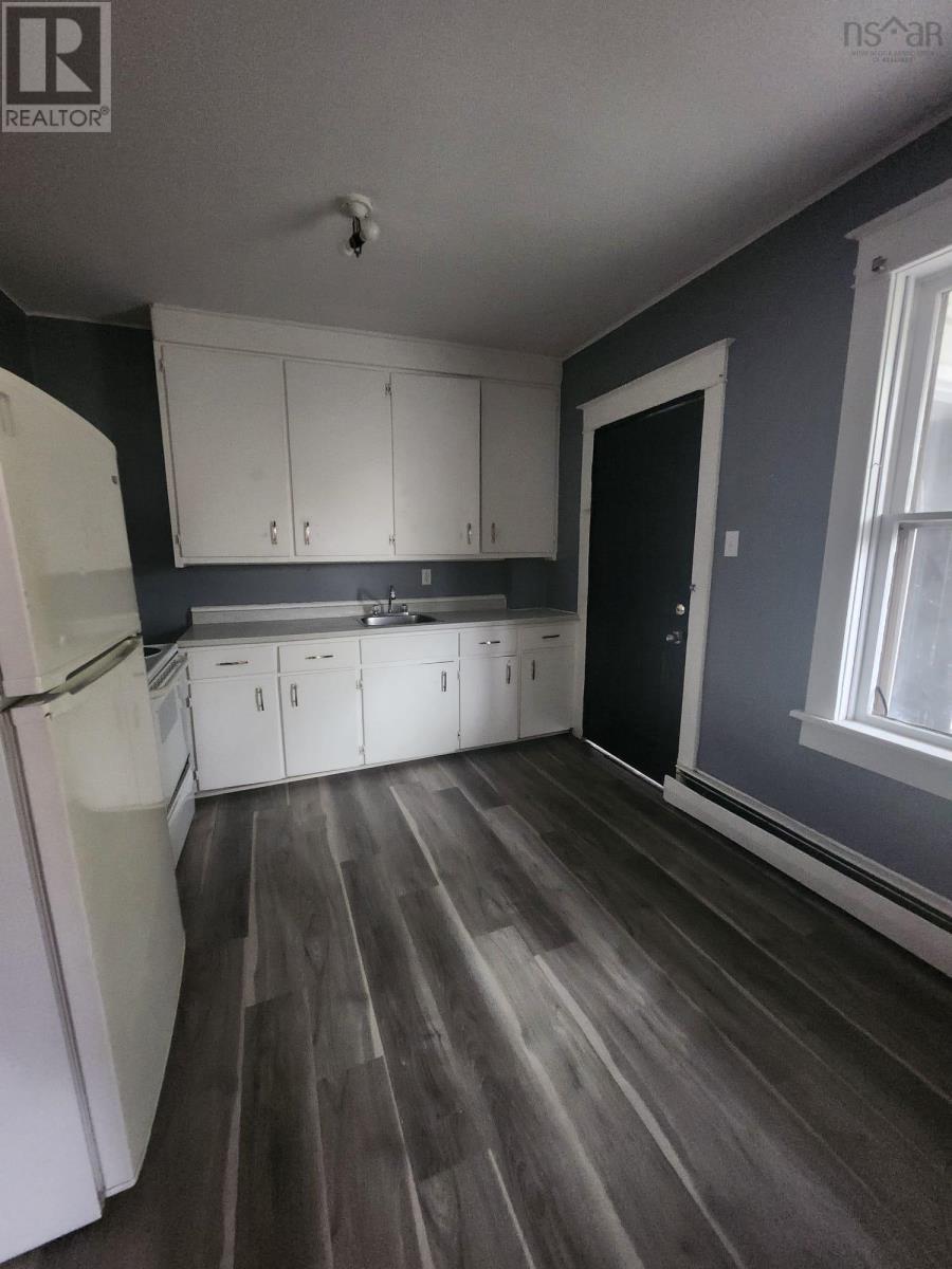 146 North Provost Street Property Photo 6