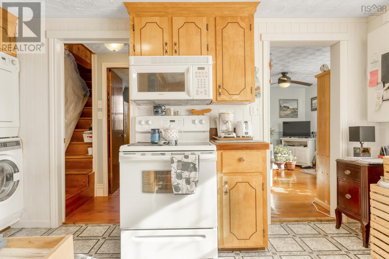501 Stonehurst Road Property Photo 7