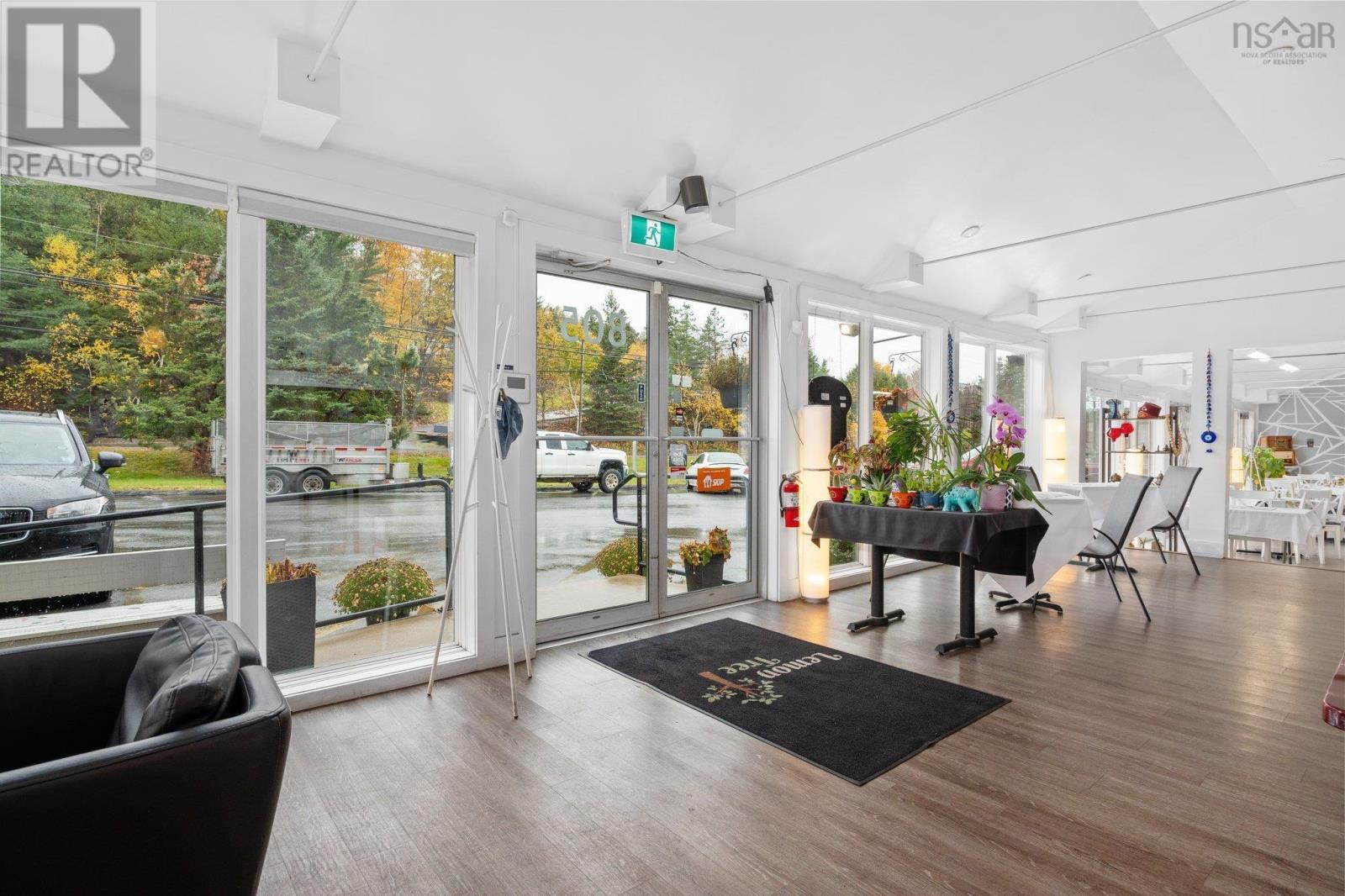 805/807 Bedford Highway Property Photo 3