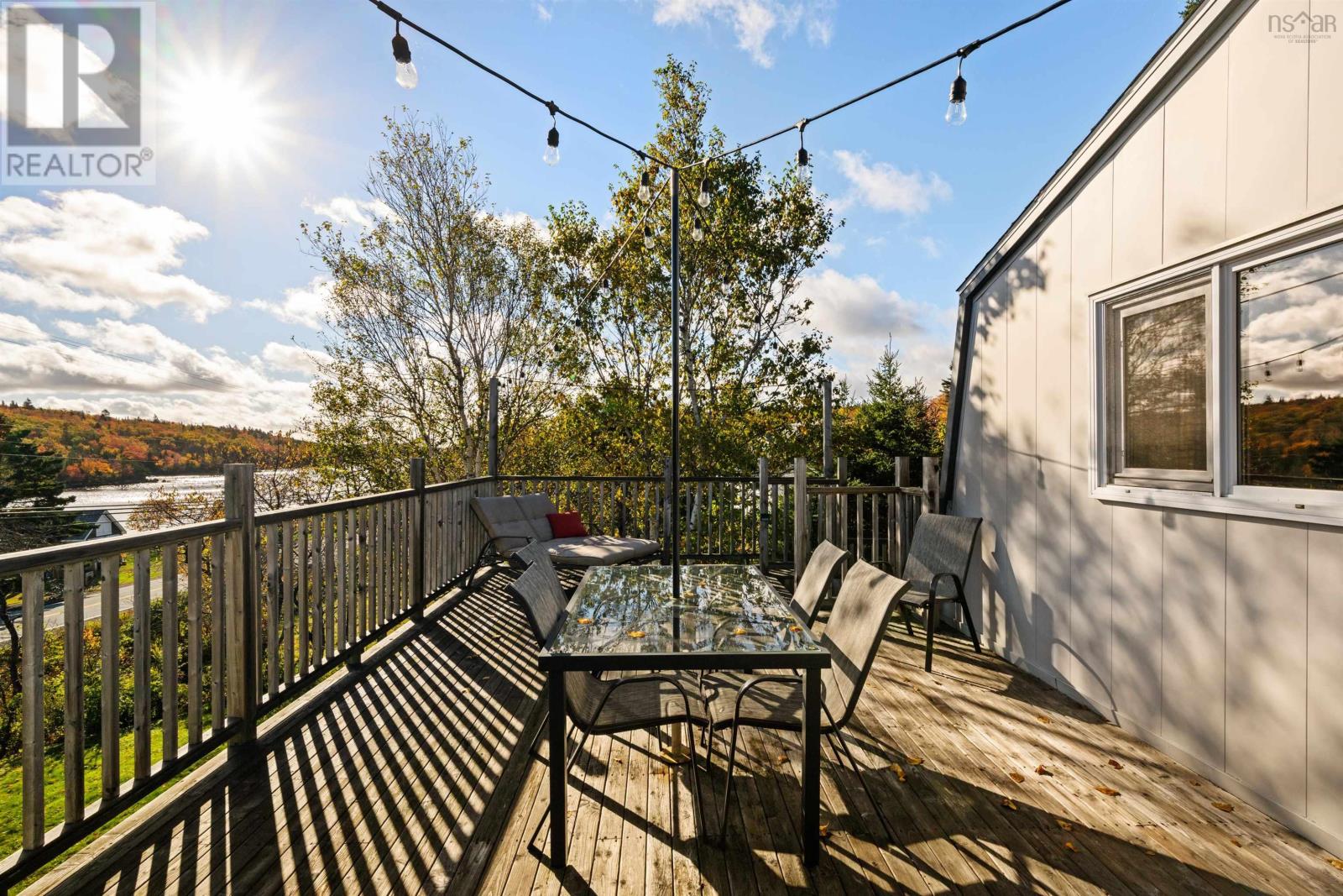 735 Terence Bay Road Property Photo 16