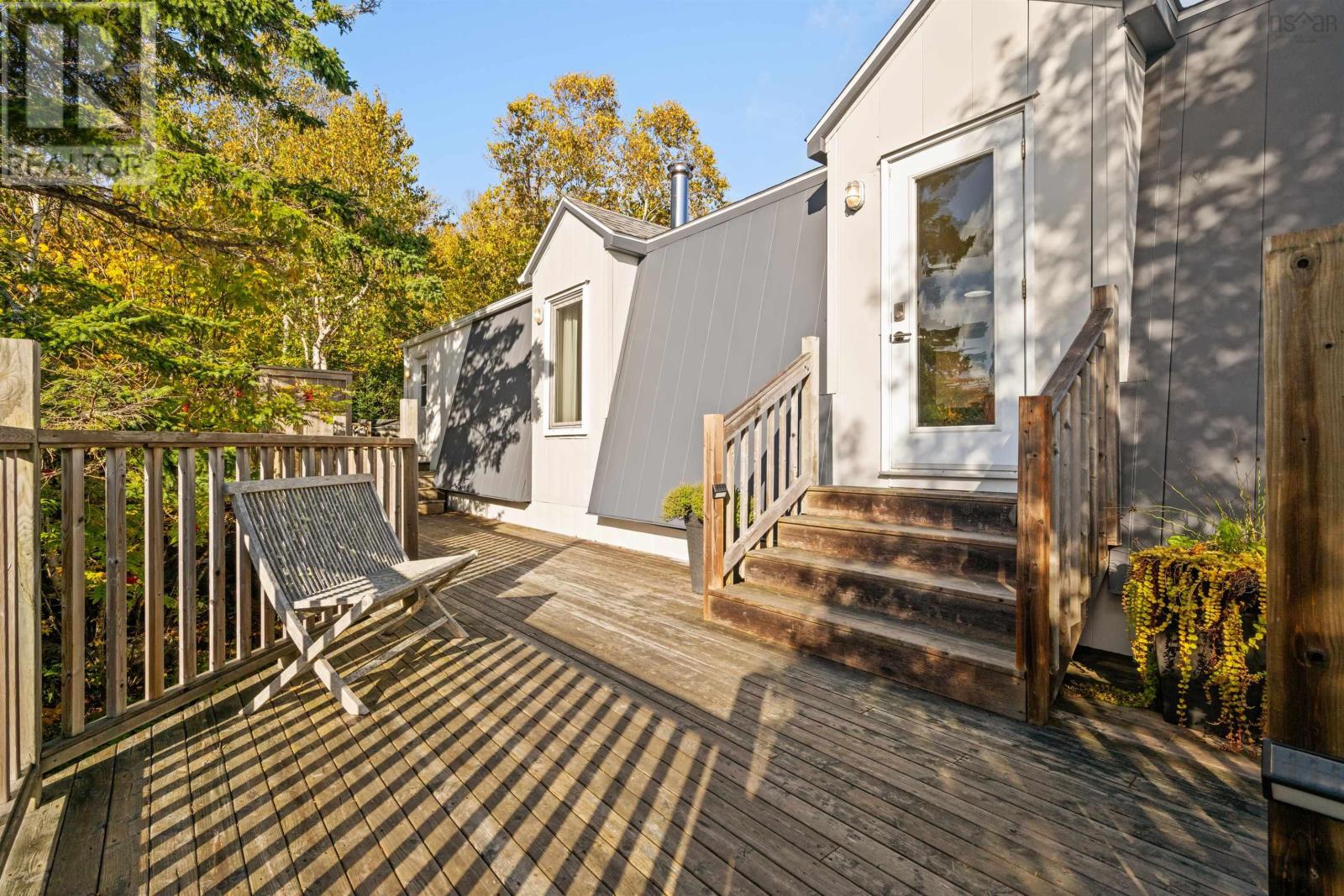 735 Terence Bay Road Property Photo 18