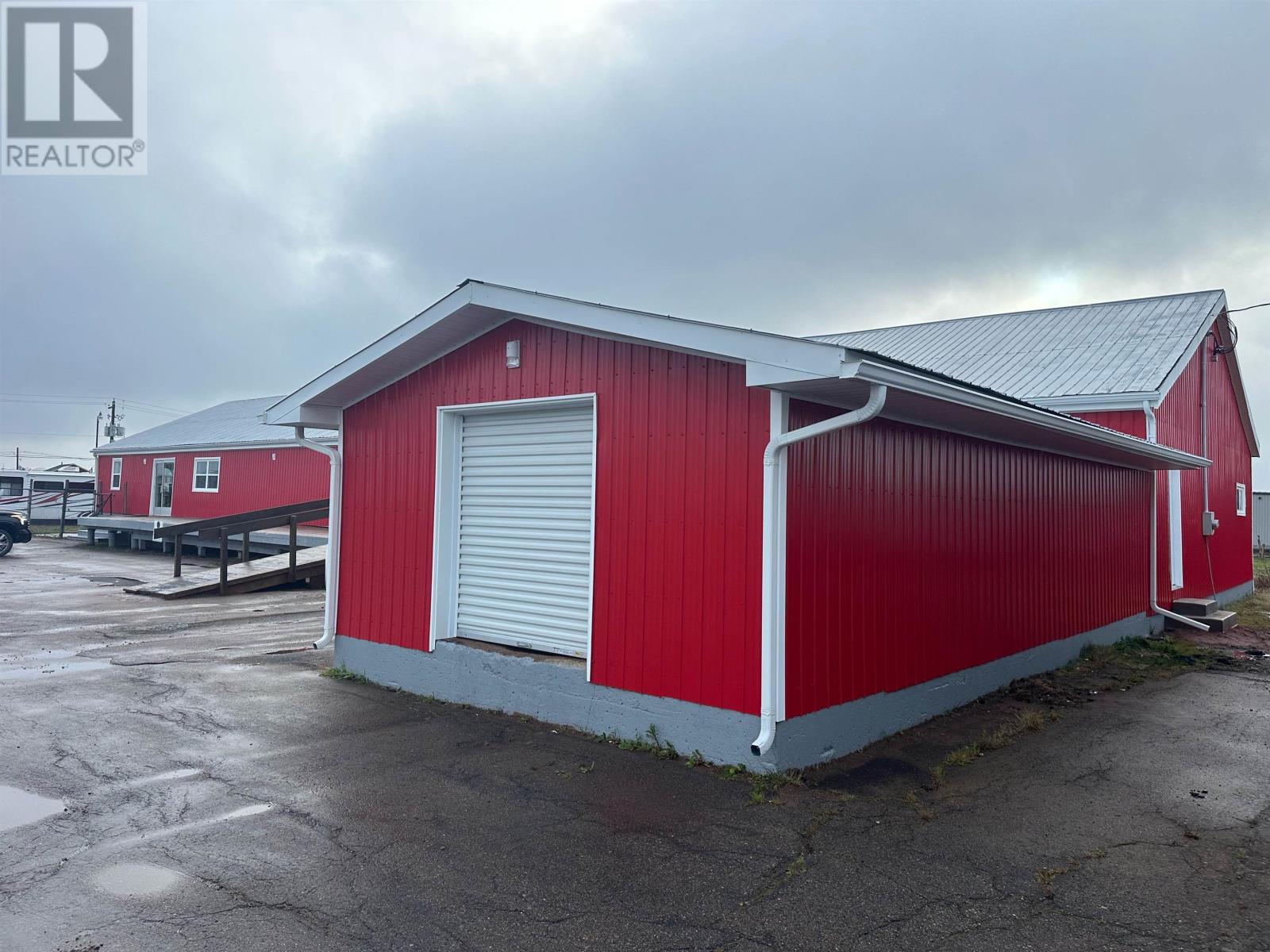 60 Harvard Street Property Photo 9