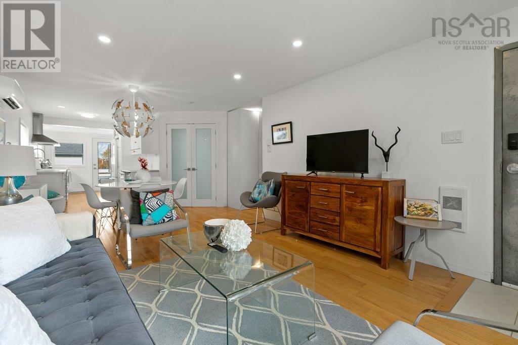 3619 Acadia Street Property Photo 7