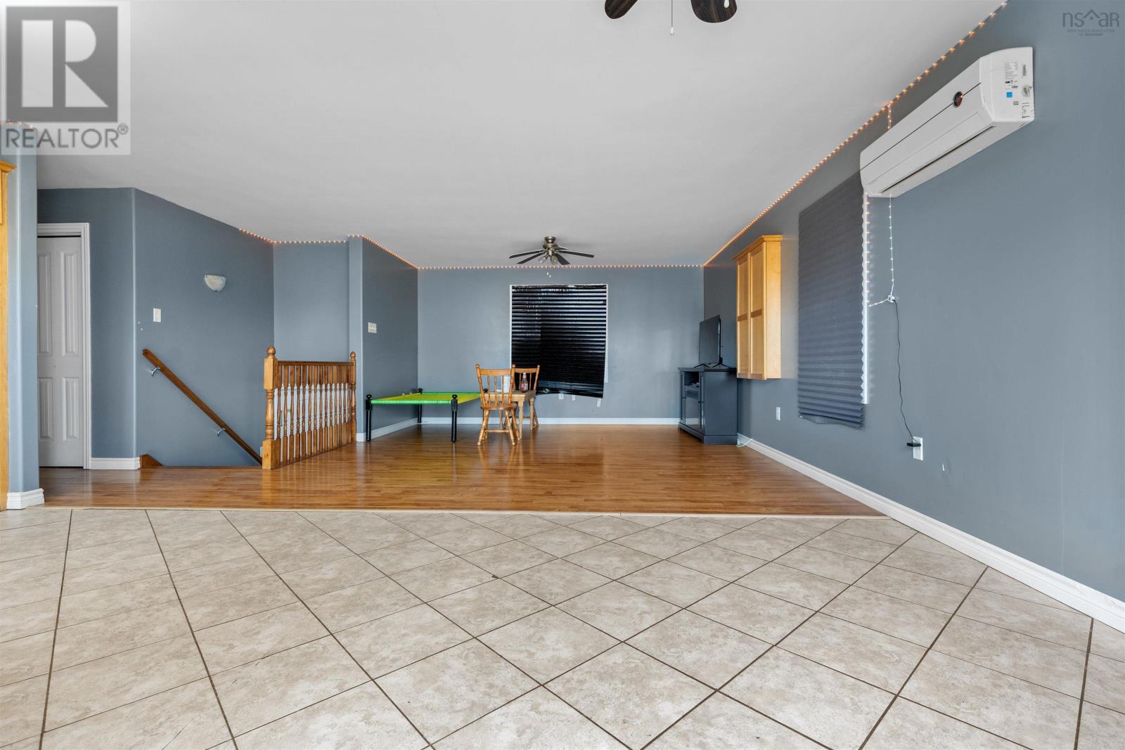 295 Queen Street Property Photo 9