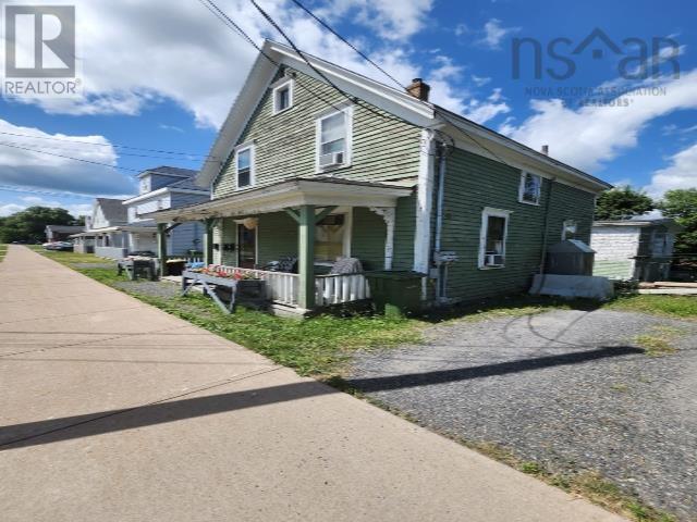 487 Macdonald Street Property Photo 1