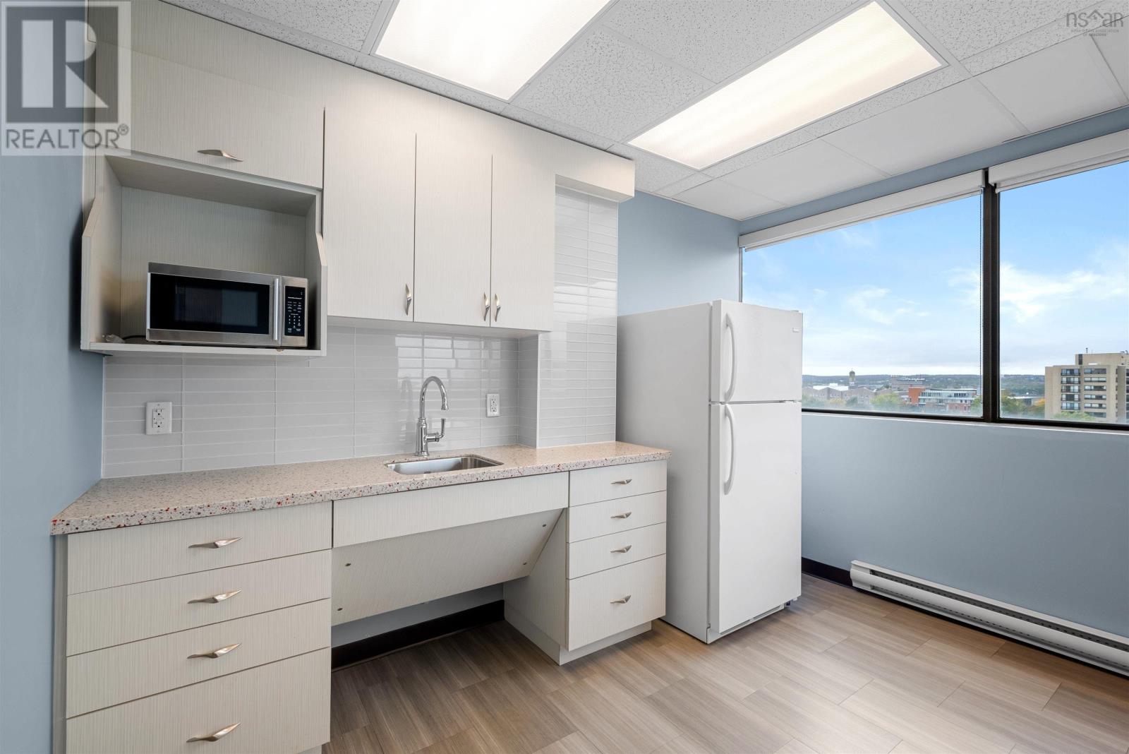 1100 5991 Spring Garden Road Property Photo 14
