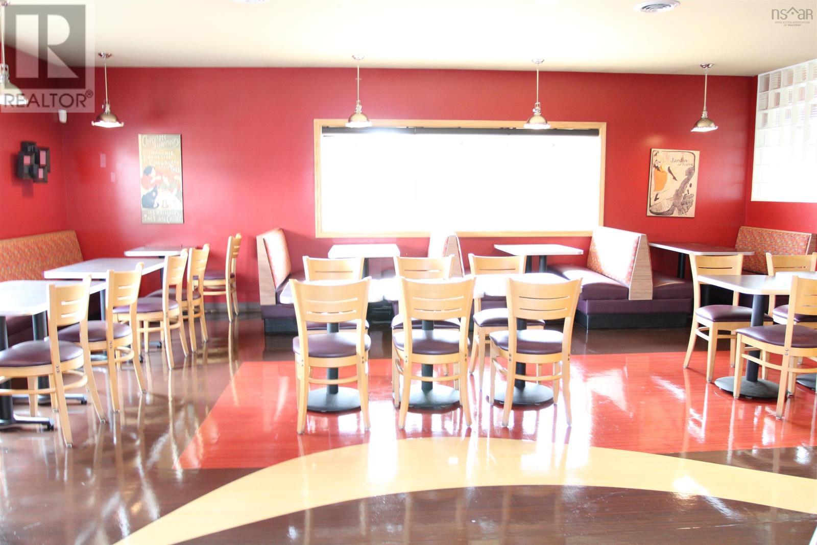 18 Kentucky Court Property Photo 17