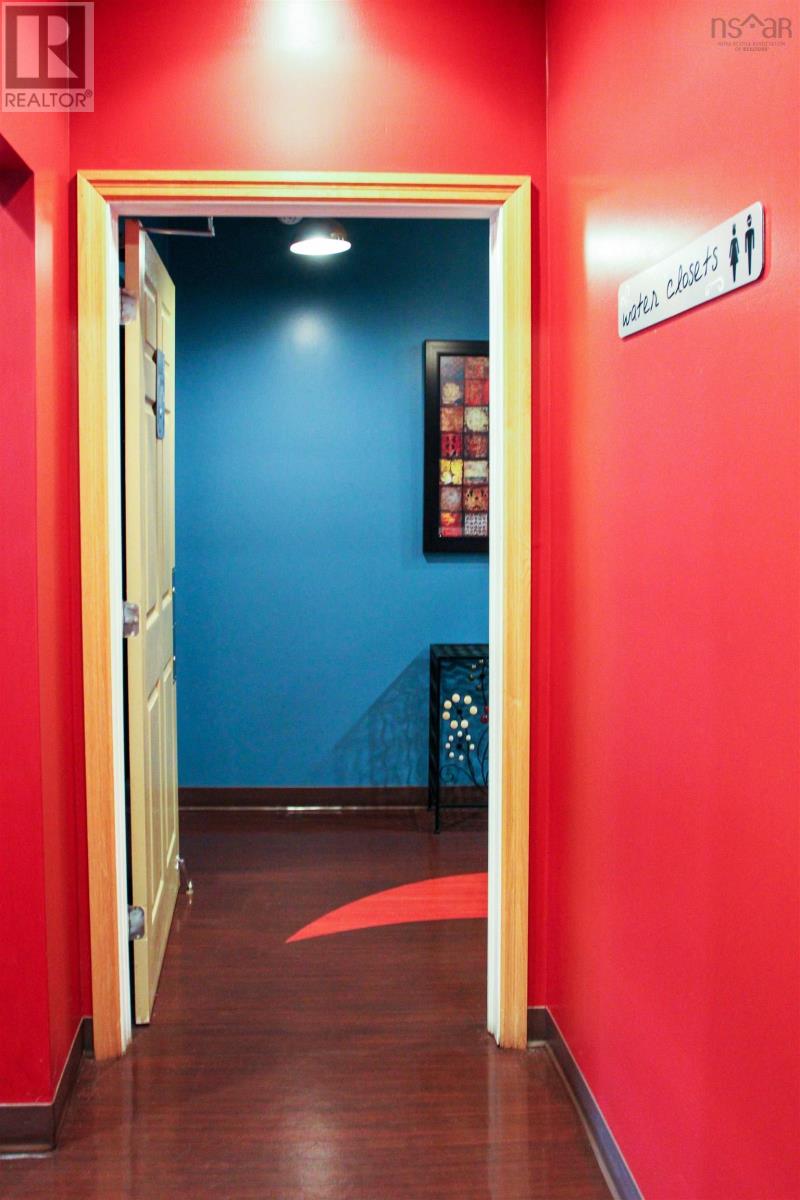 18 Kentucky Court Property Photo 18