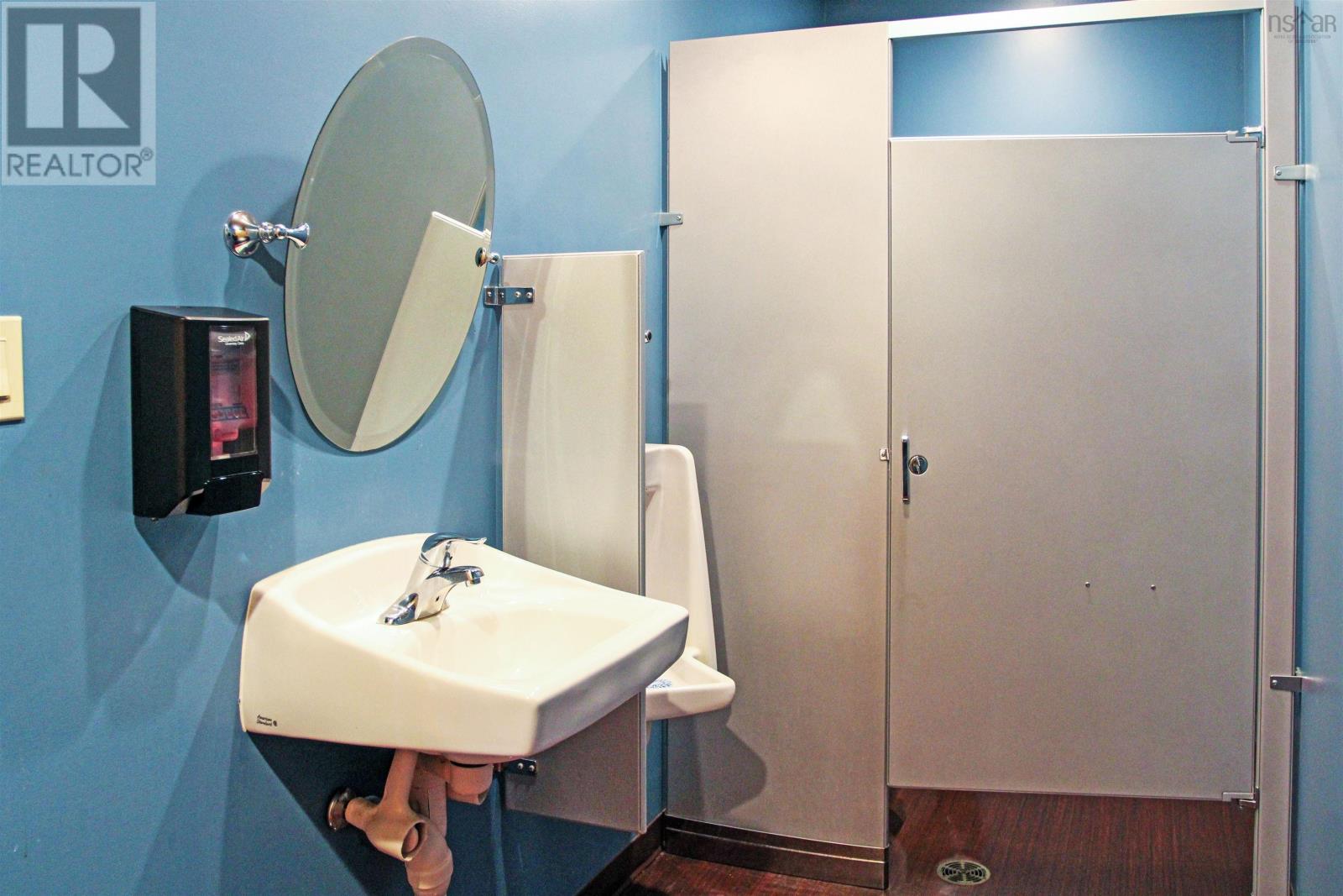 18 Kentucky Court Property Photo 20
