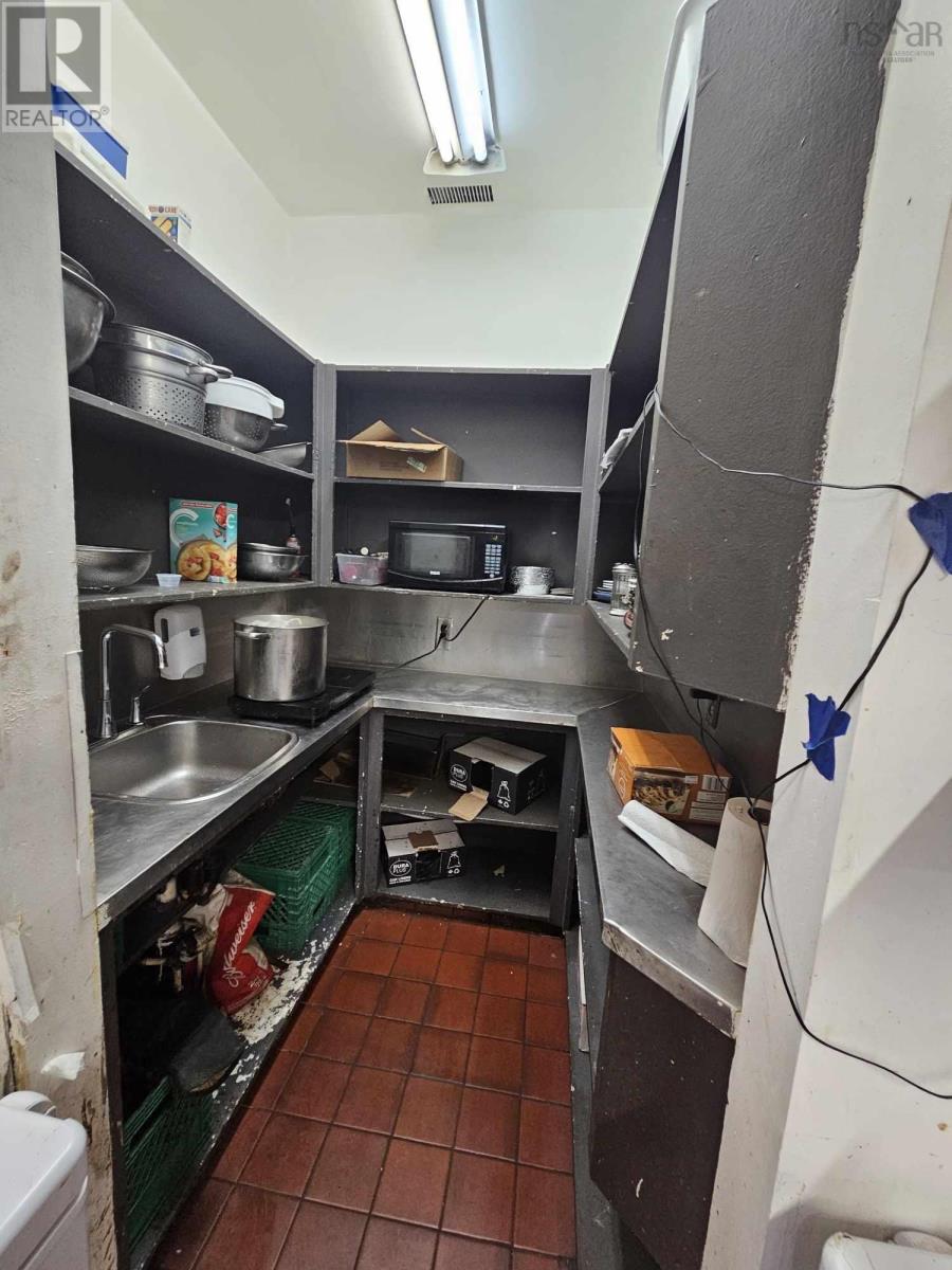 6 Sterling Road Property Photo 21