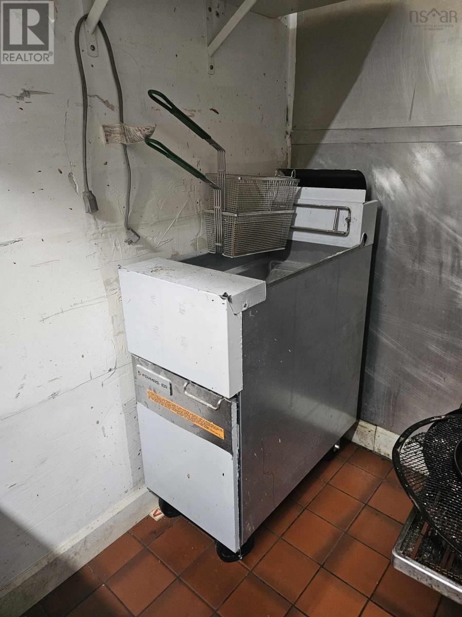6 Sterling Road Property Photo 26