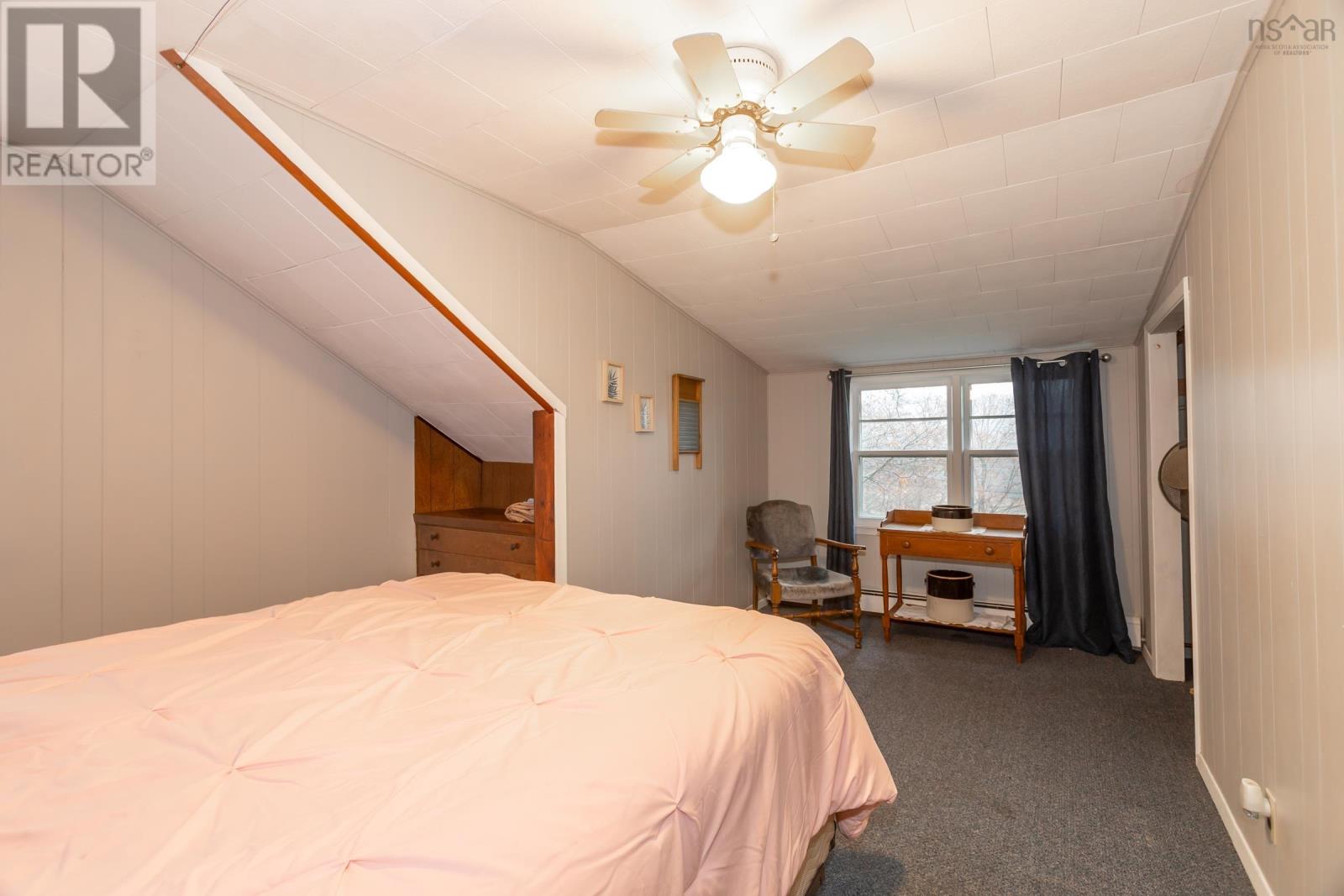 1070 River Road Property Photo 31