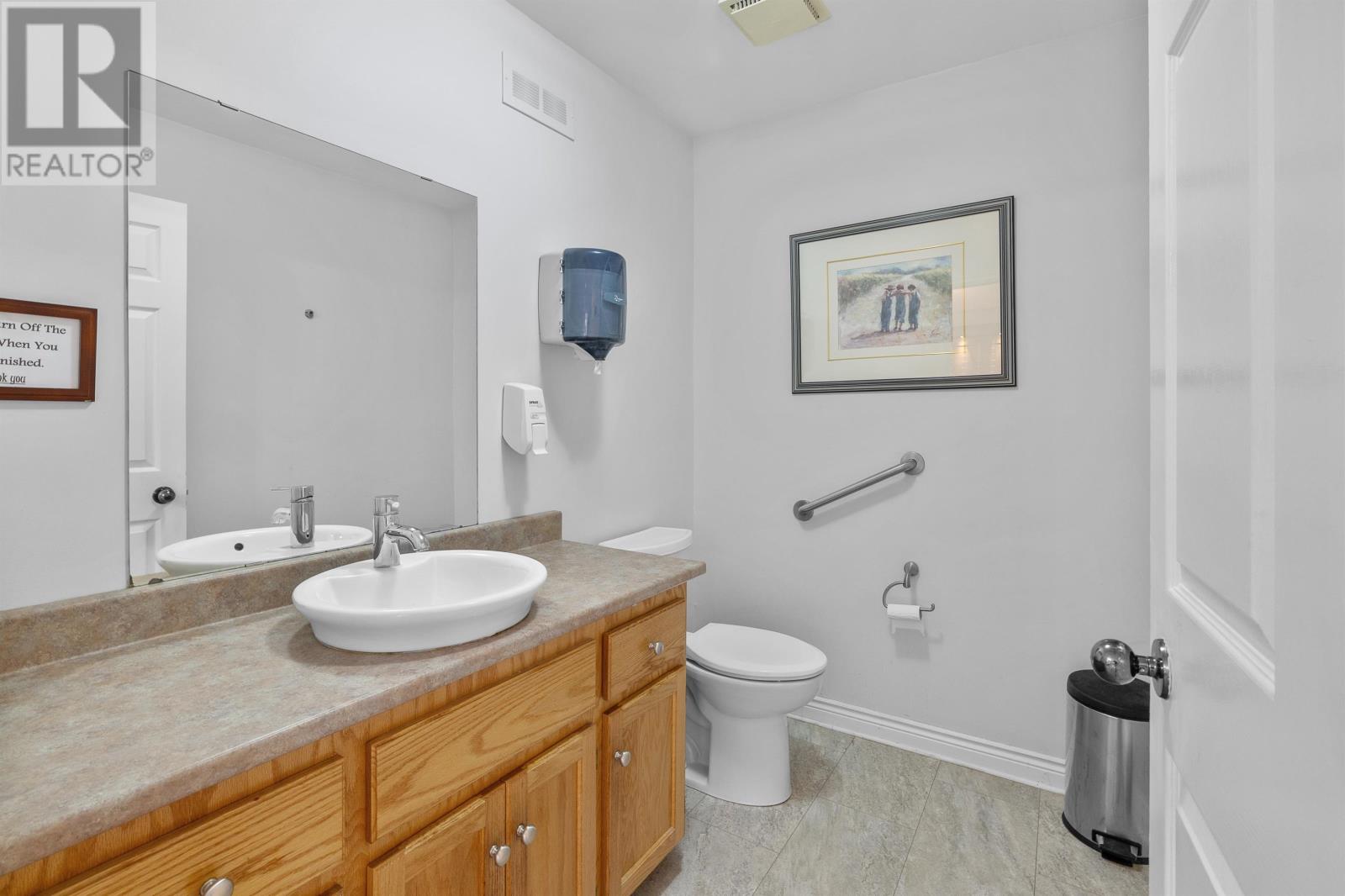 15 Ellis Road Property Photo 9