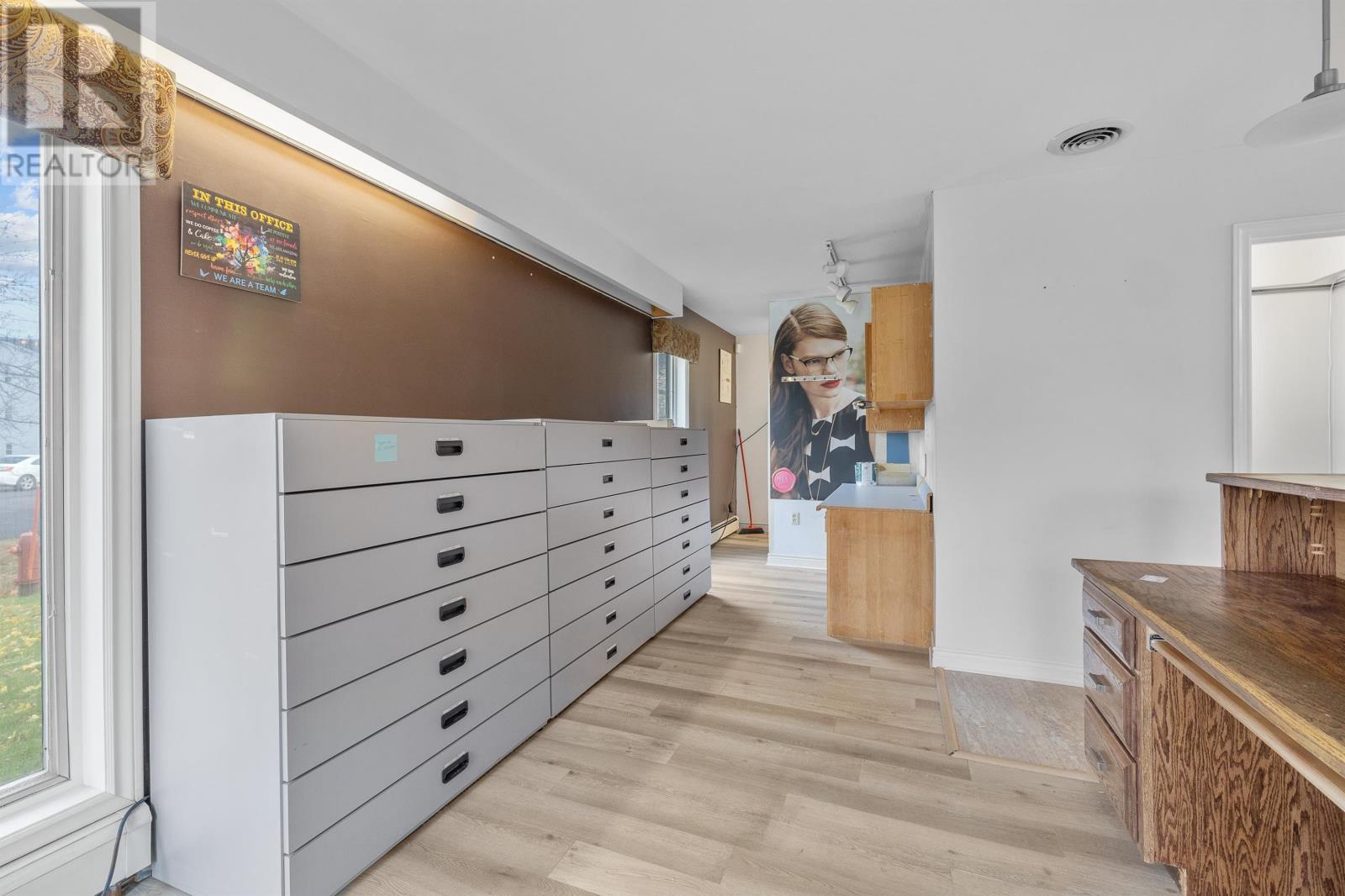 15 Ellis Road Property Photo 12