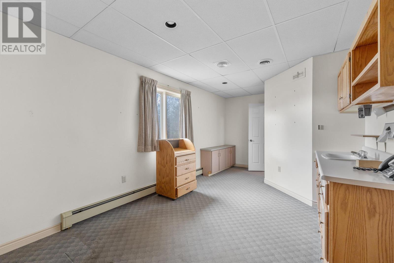 15 Ellis Road Property Photo 22