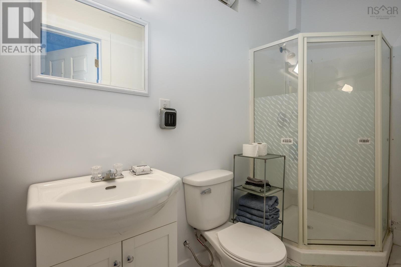 24-26 King Street Property Photo 5