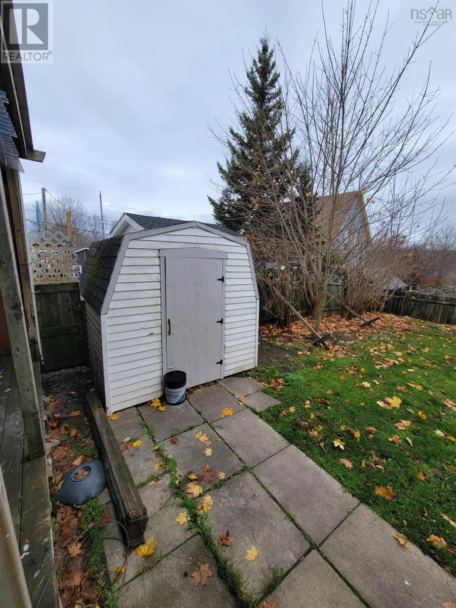 195 Rockdale Avenue Property Photo 3