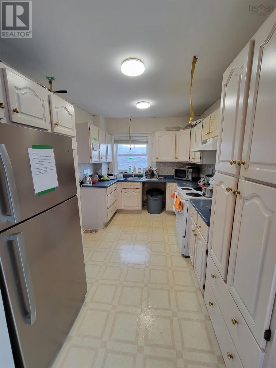 195 Rockdale Avenue Property Photo 4