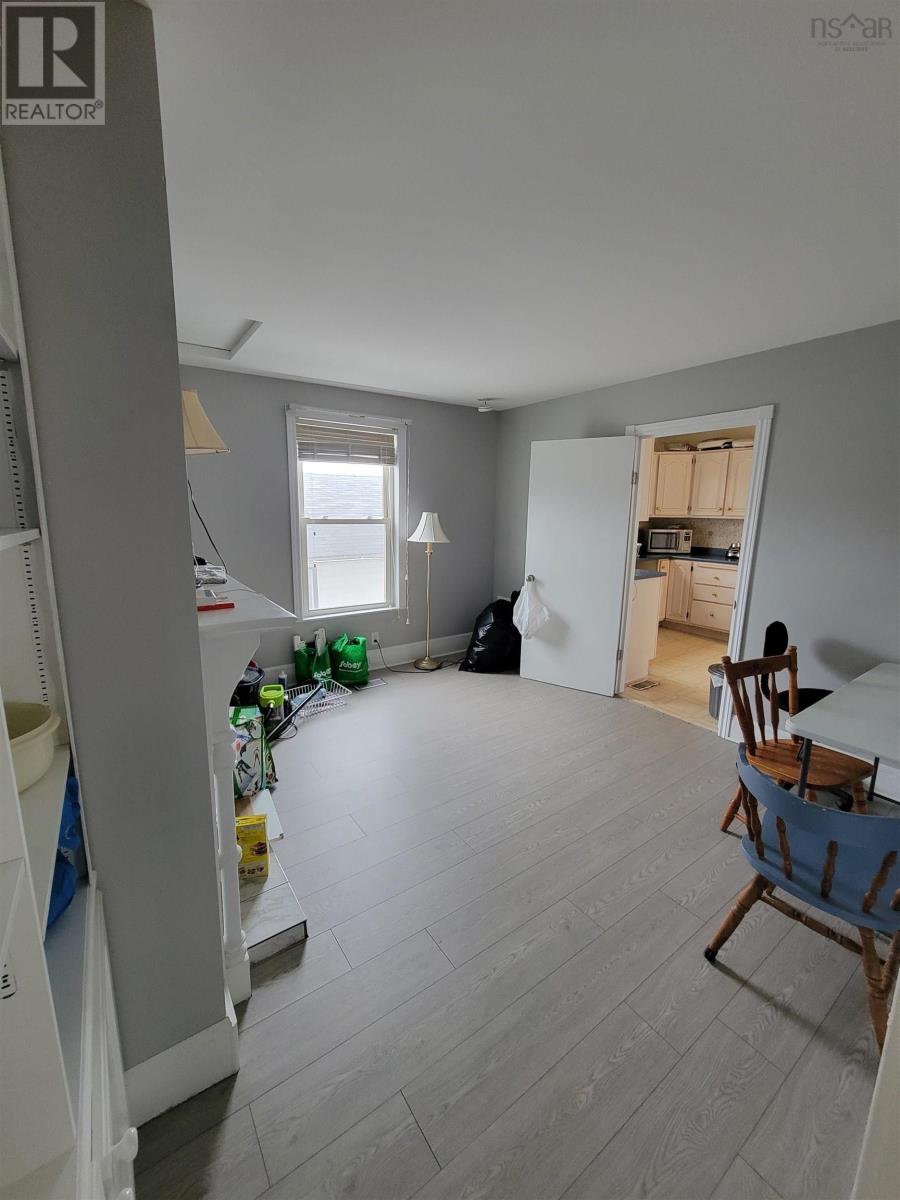 195 Rockdale Avenue Property Photo 5