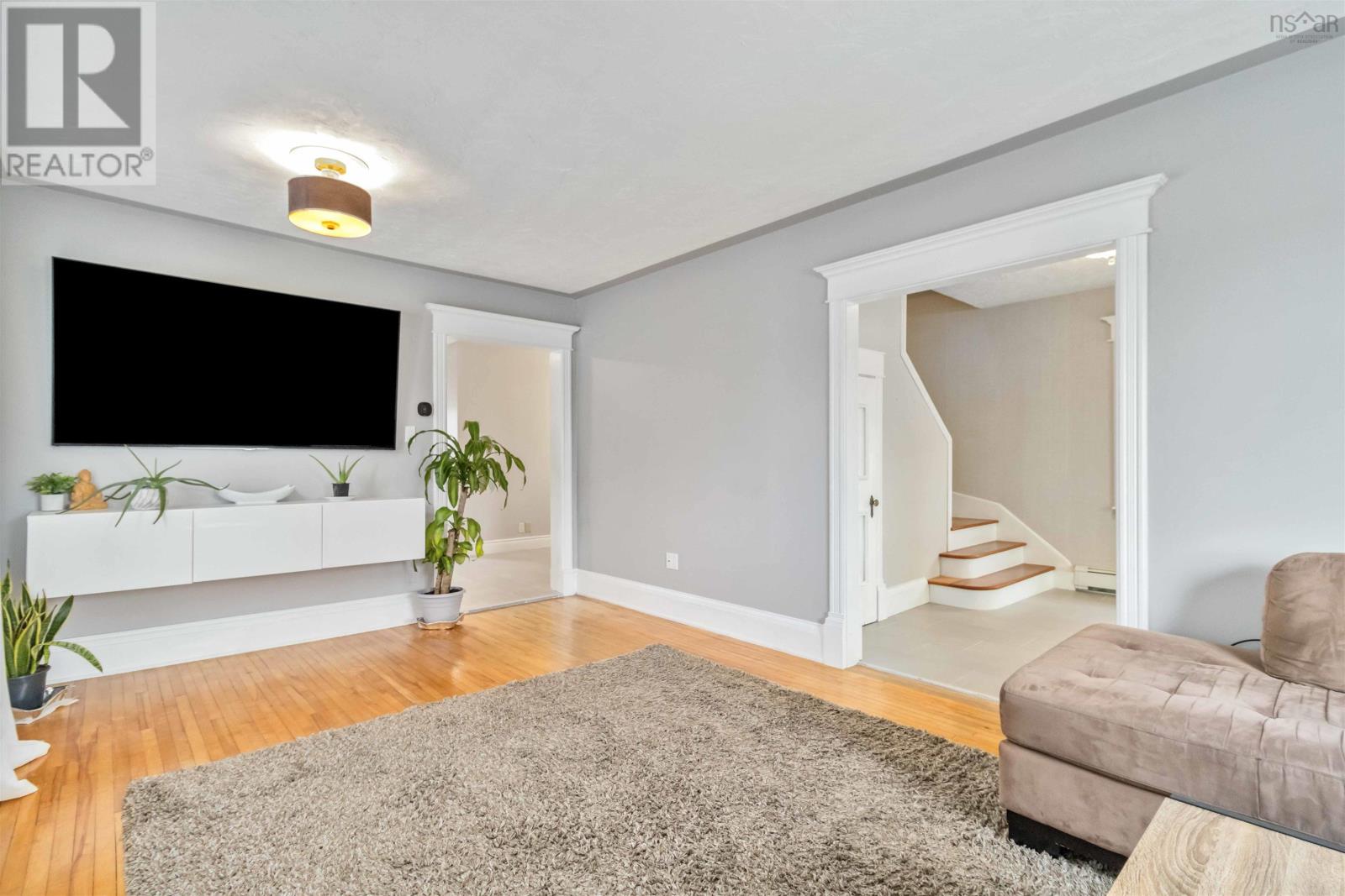 36 Sunnybrae Avenue Property Photo 8