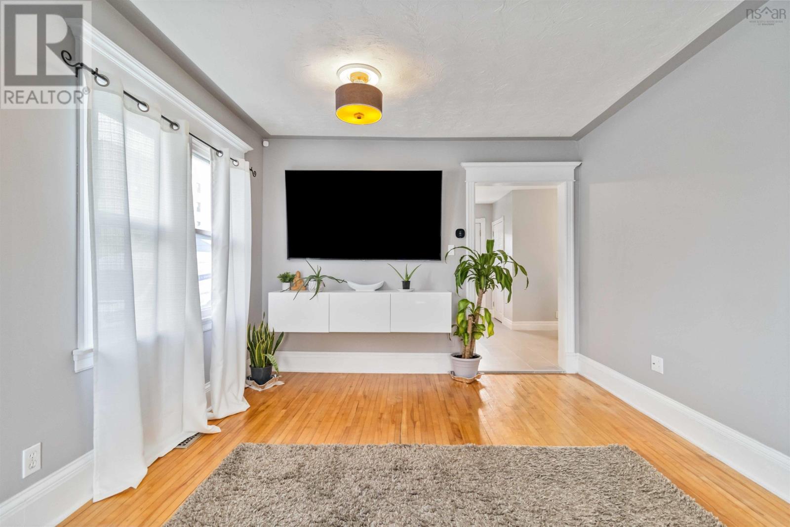36 Sunnybrae Avenue Property Photo 9