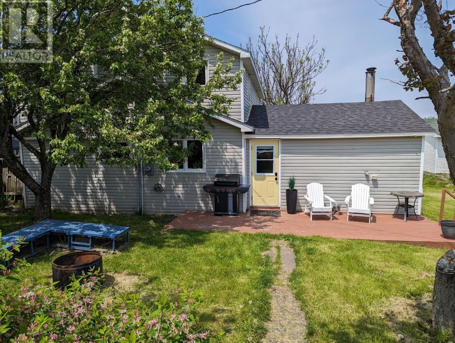 15 Allan J Memorial Avenue Property Photo 10