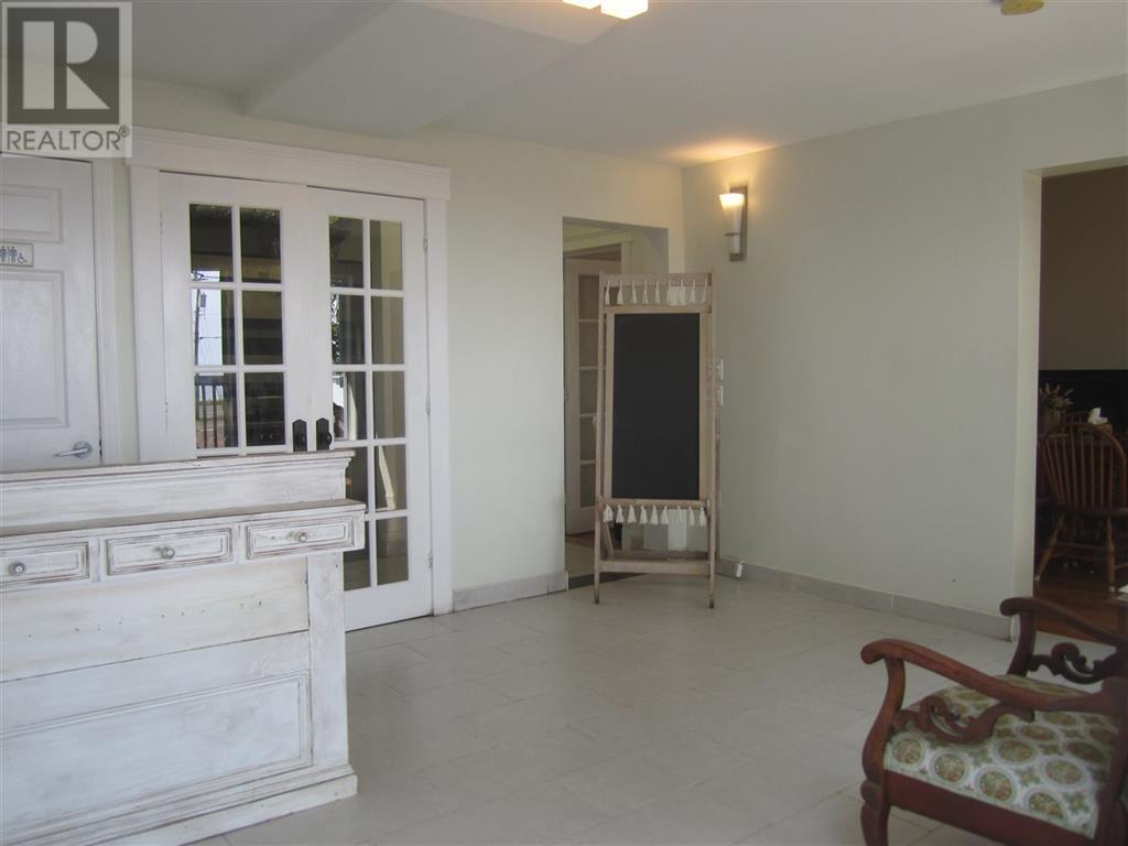 12 Cedar Street Property Photo 5