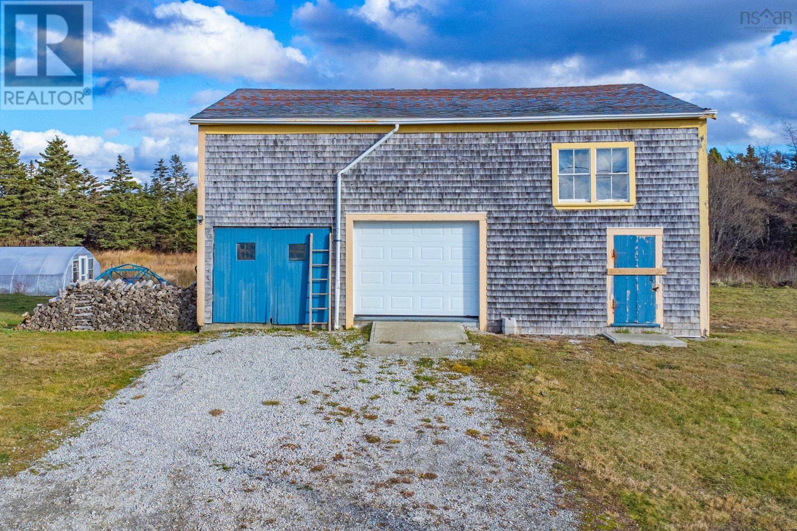 5640 Highway 1 Property Photo 27