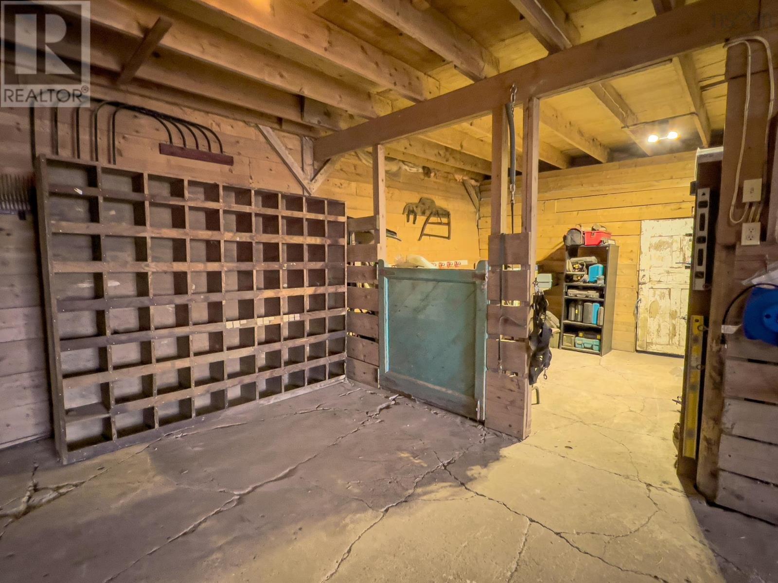12 Hunter Road Property Photo 41