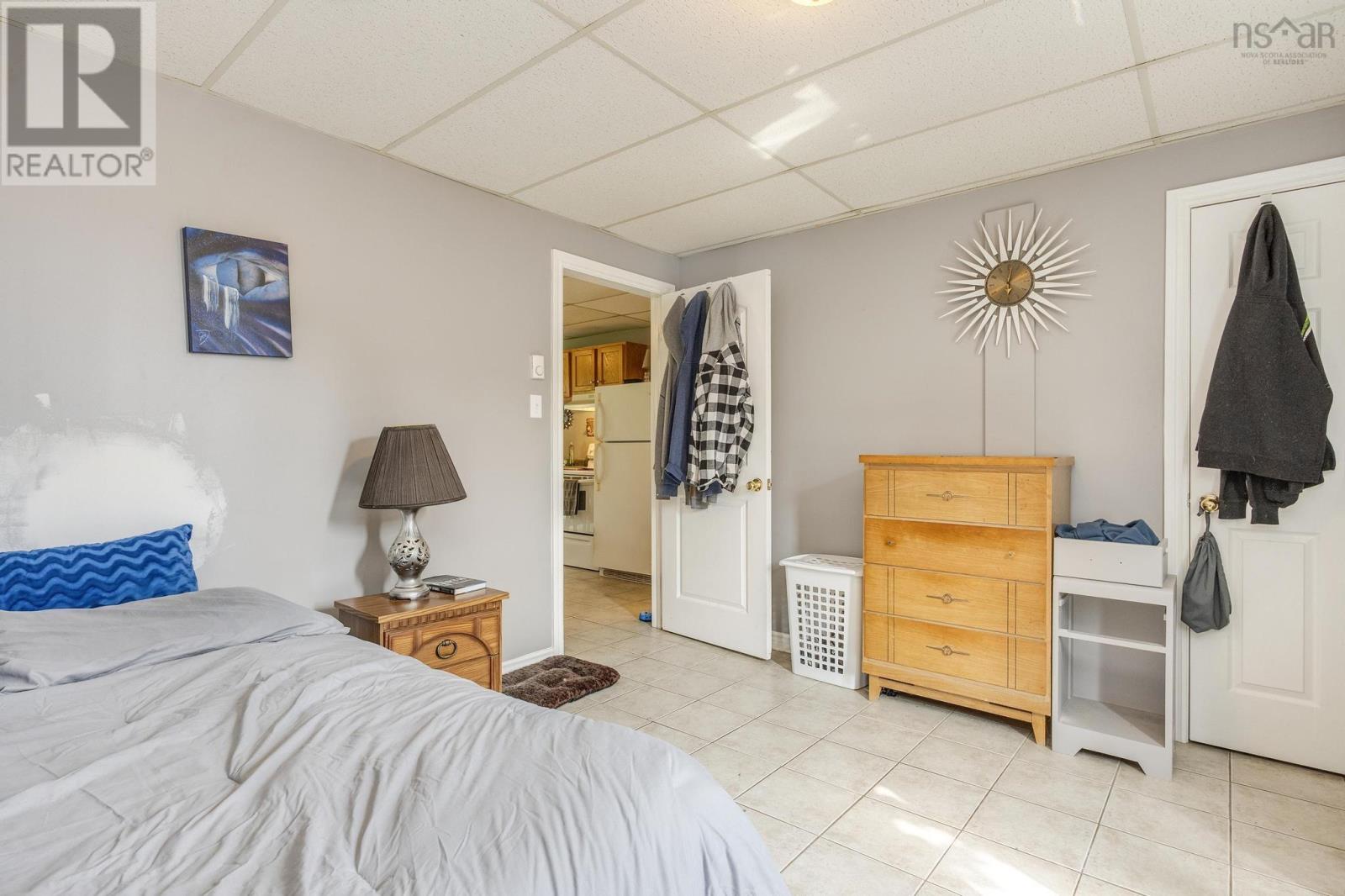 19b Carleton Street Property Photo 4