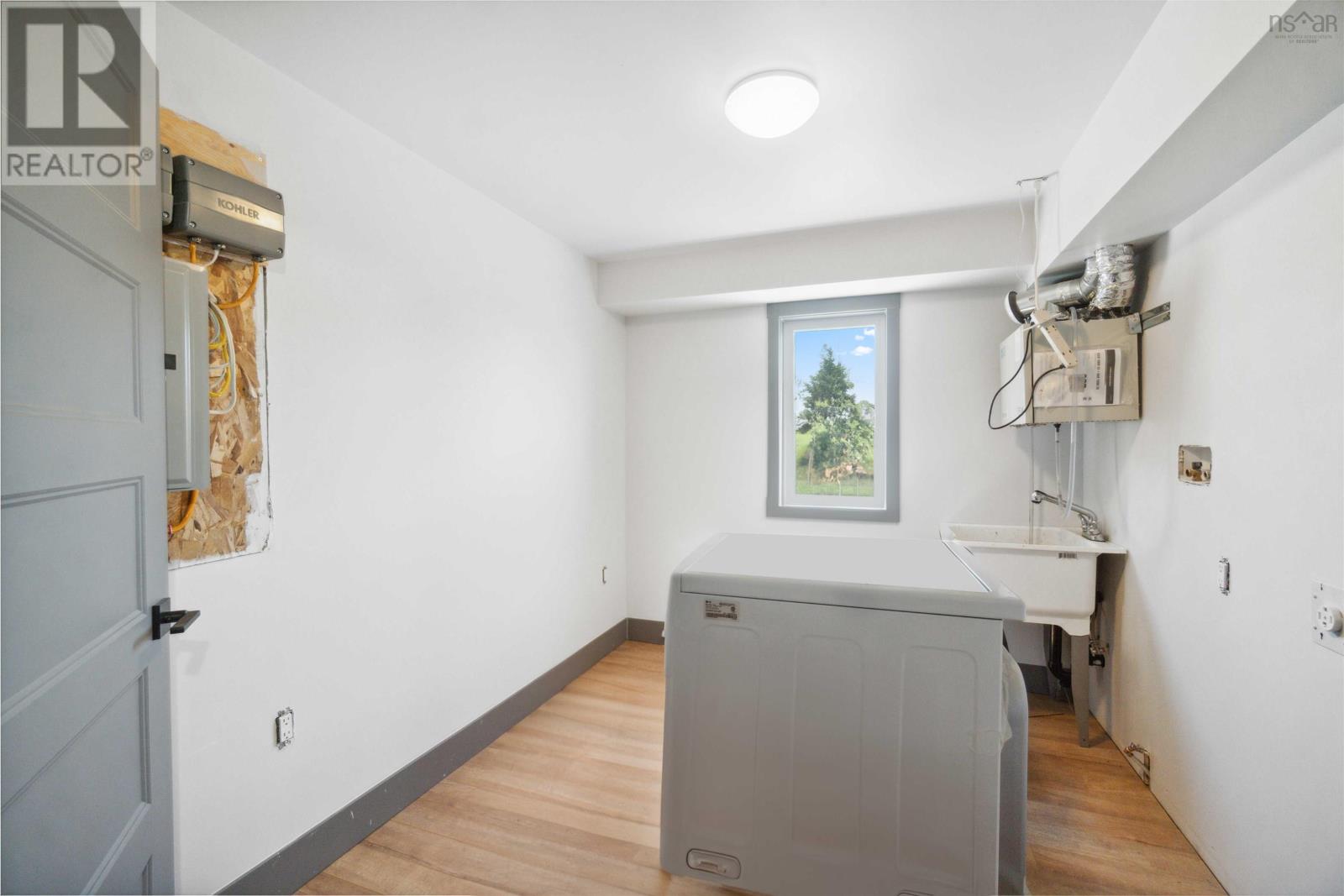 398 East Petpeswick Road Property Photo 44