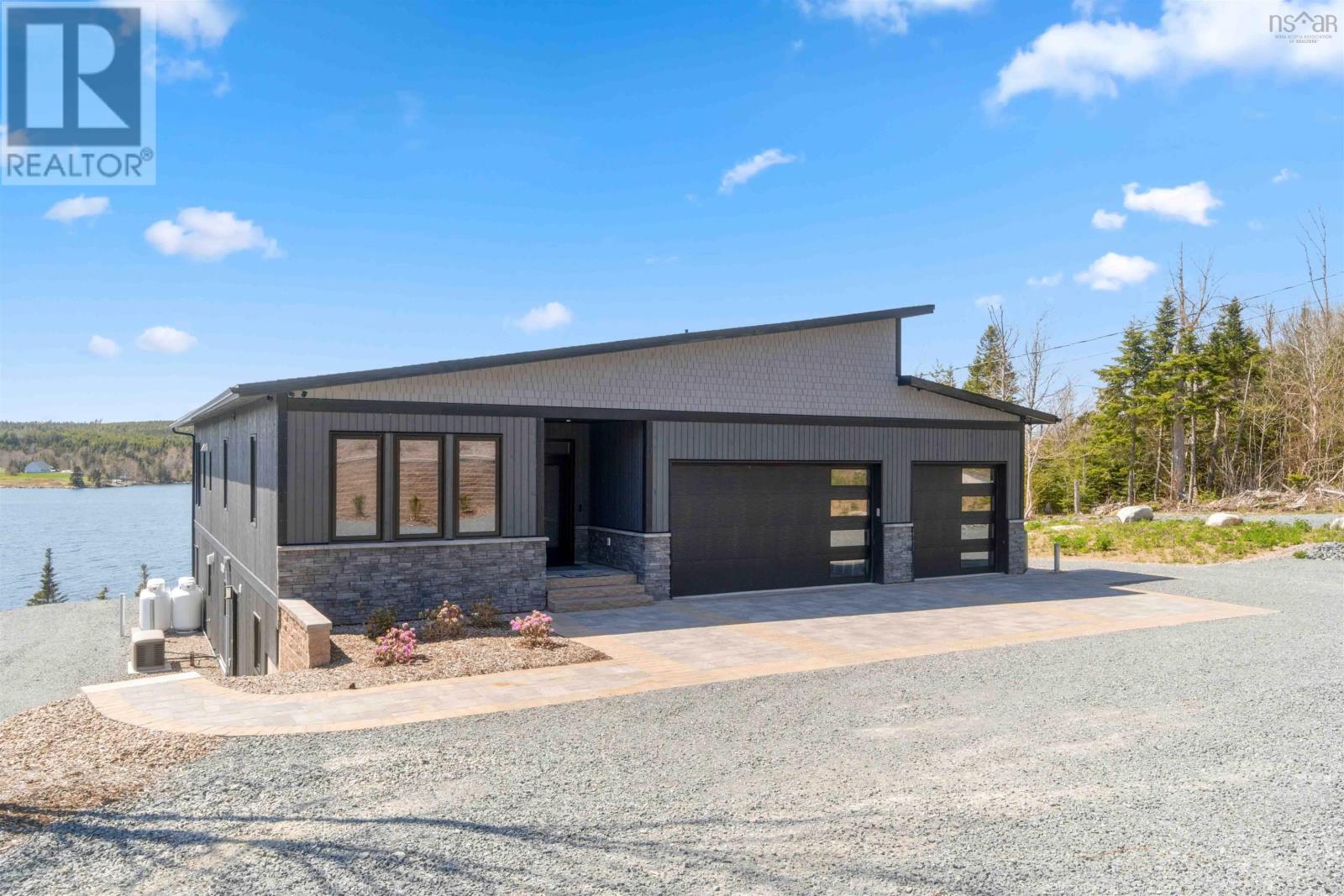 398 East Petpeswick Road Property Photo 48