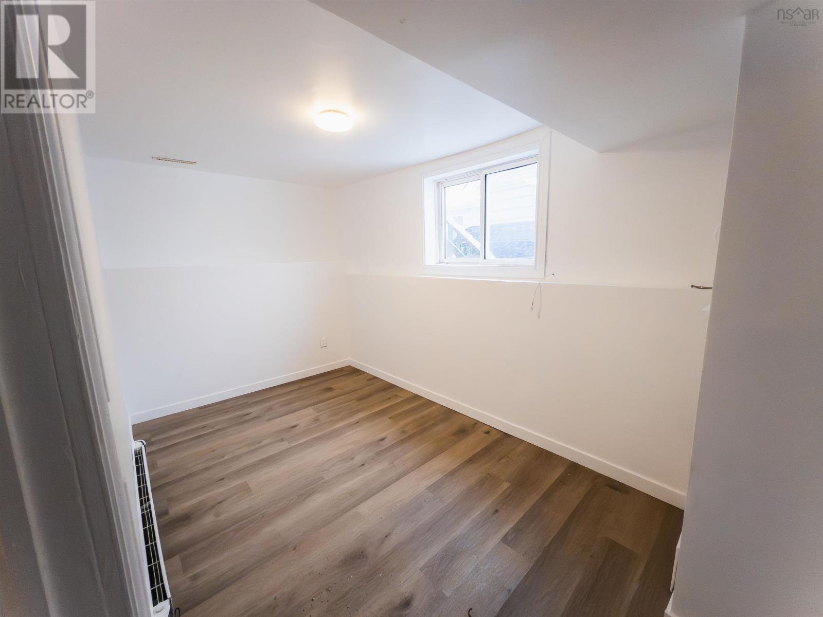 23 Lynnett Road Property Photo 8
