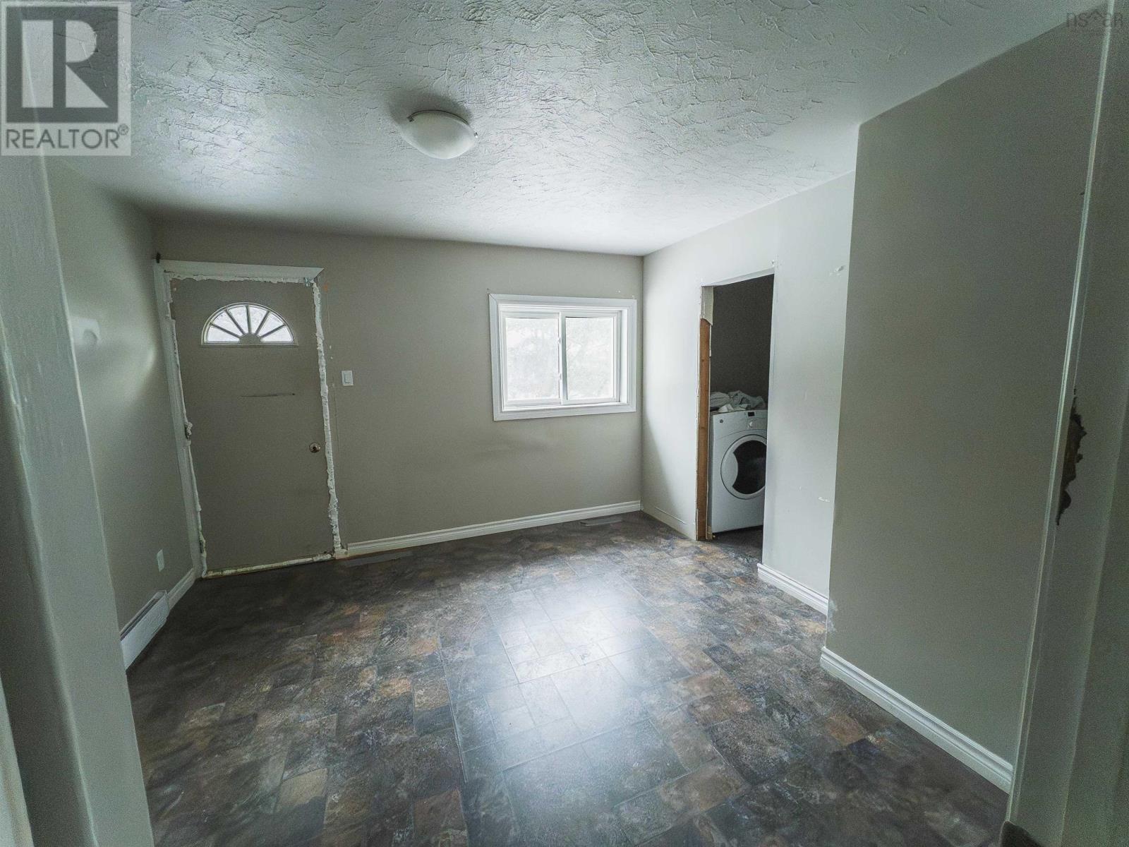 23 Lynnett Road Property Photo 16