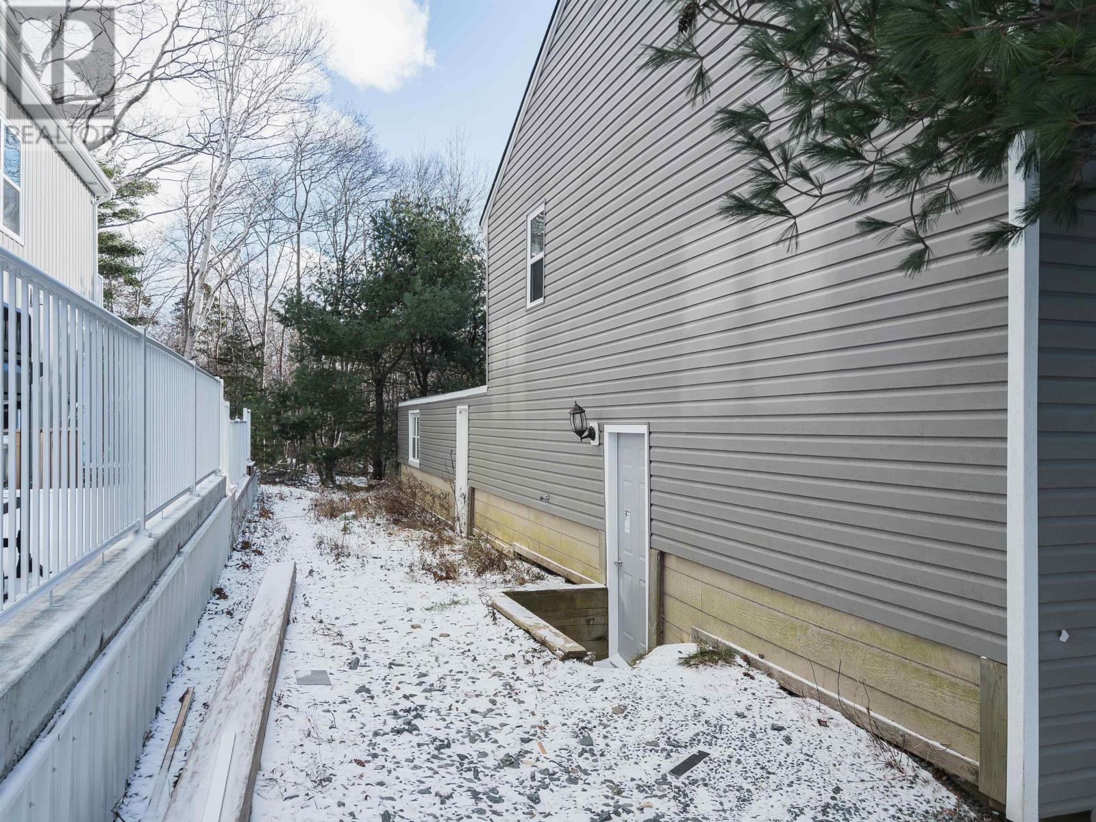 23 Lynnett Road Property Photo 24