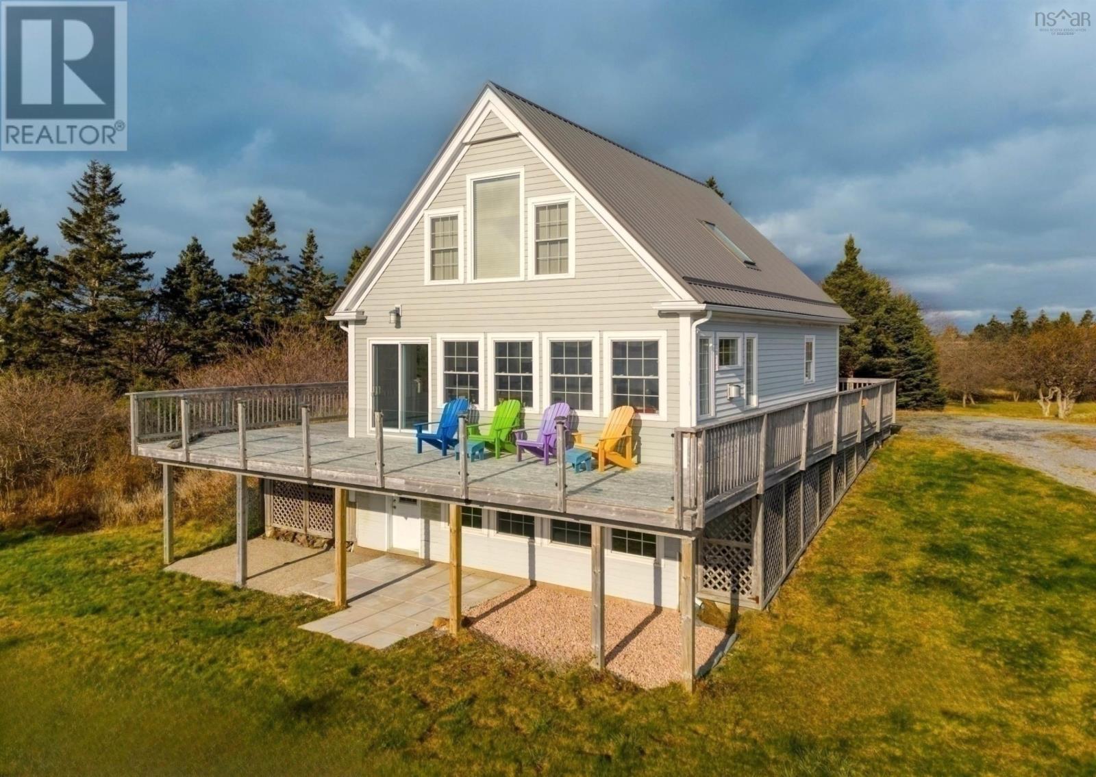 157 The Point Road Property Photo 3