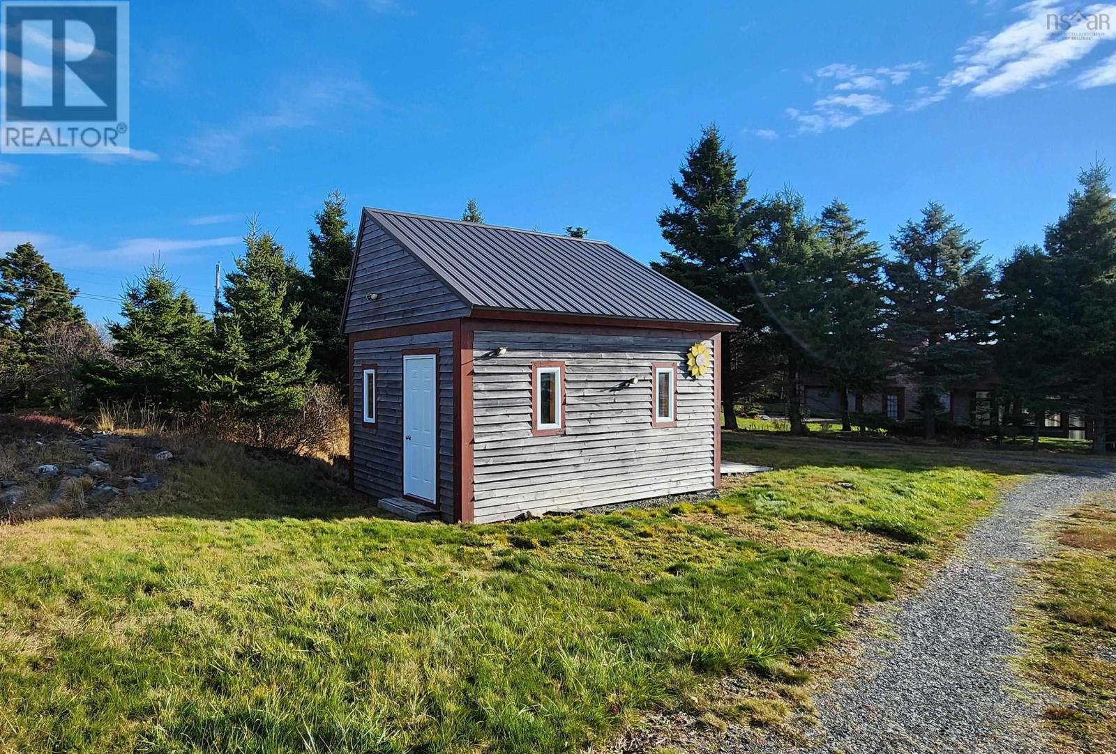 157 The Point Road Property Photo 15