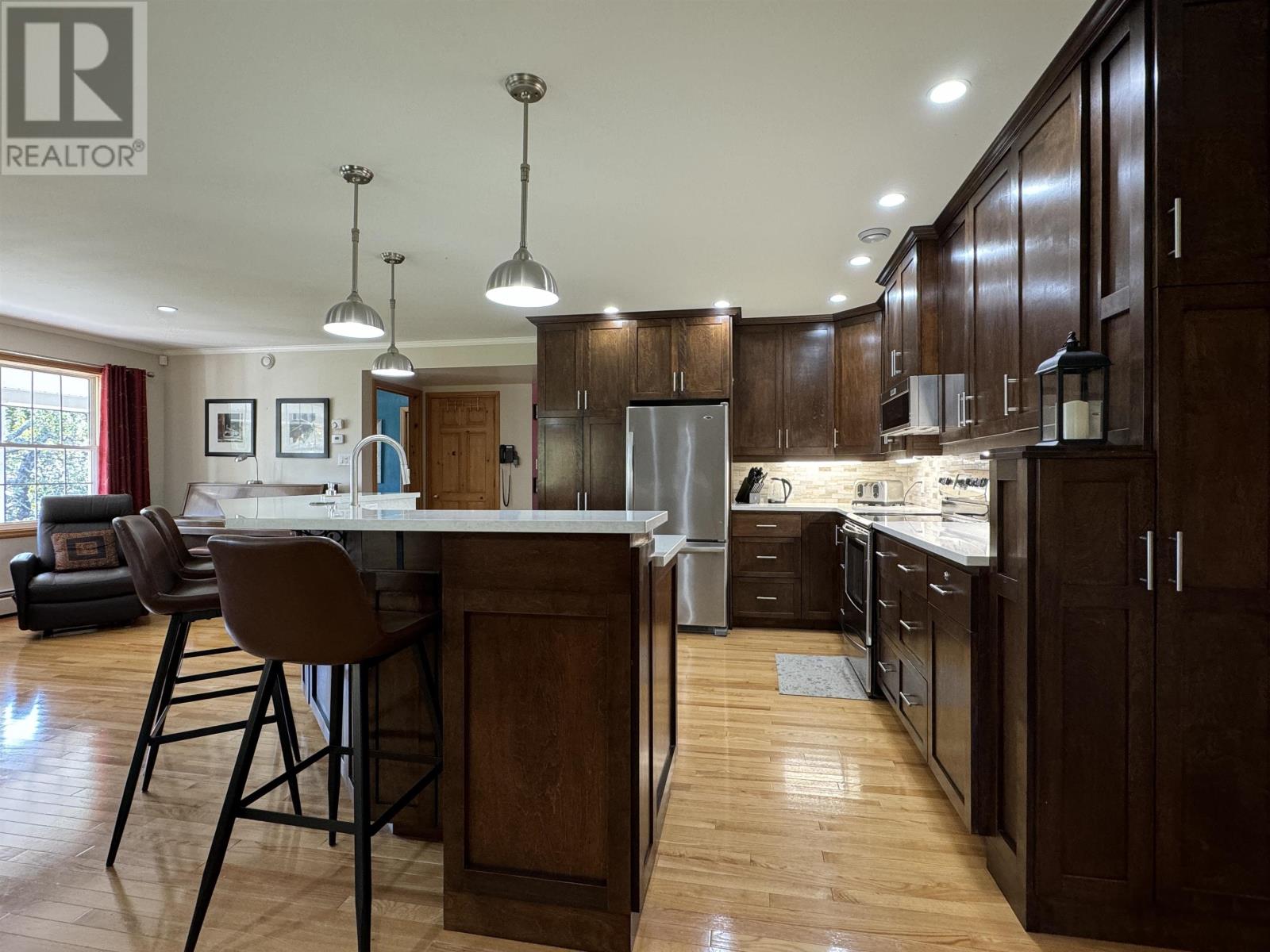 795 Canada Road Property Photo 3
