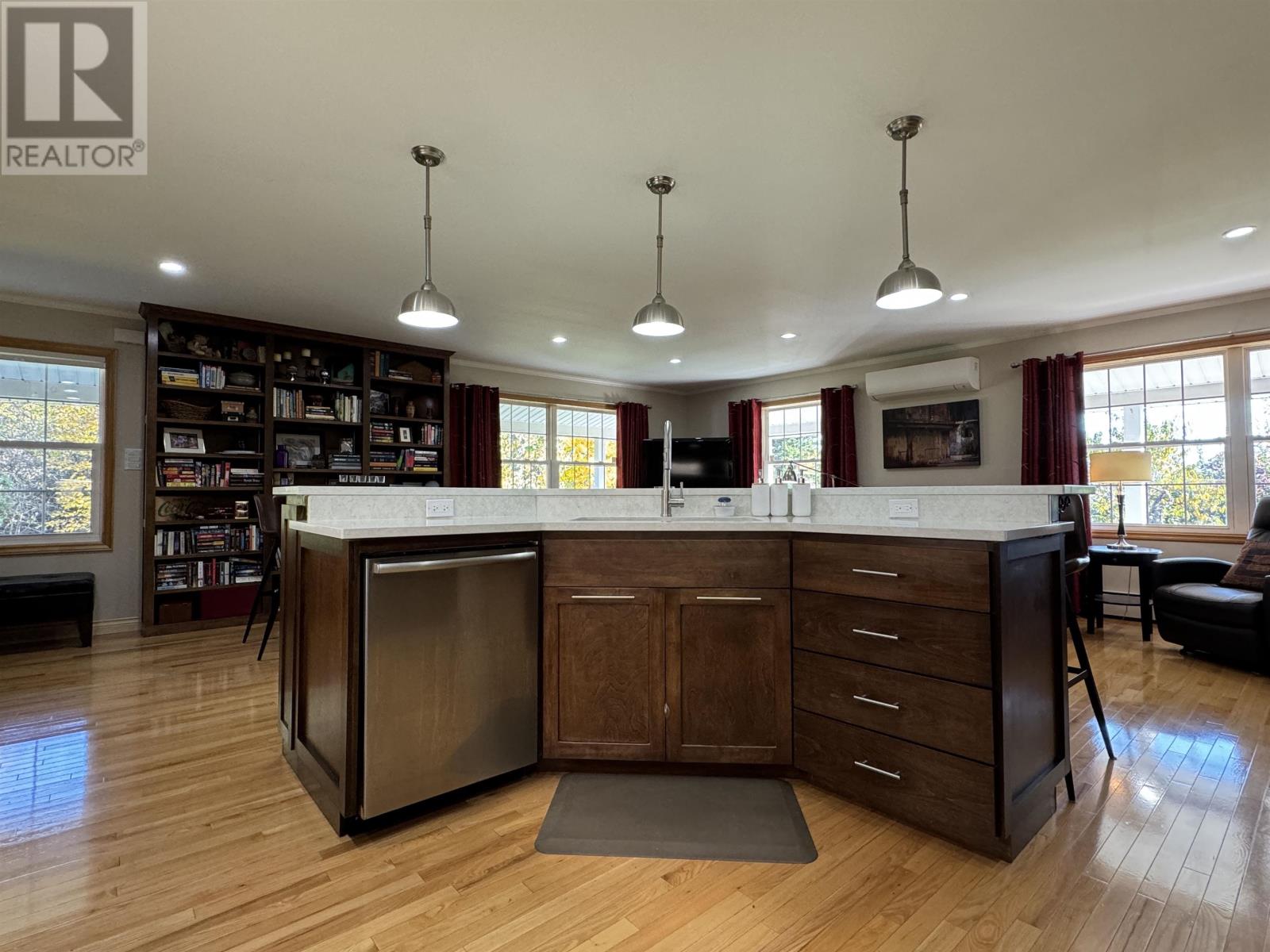 795 Canada Road Property Photo 4