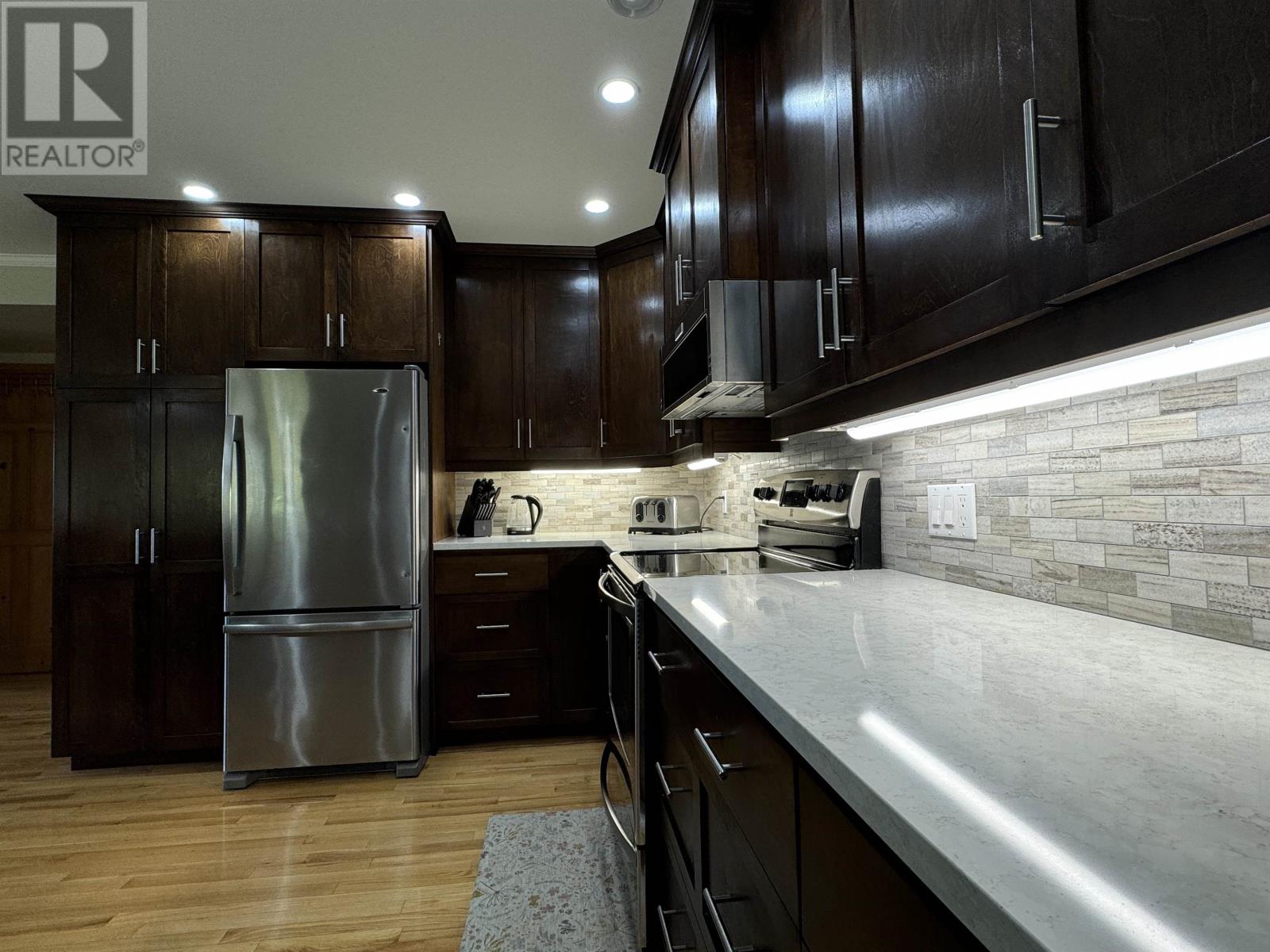 795 Canada Road Property Photo 5