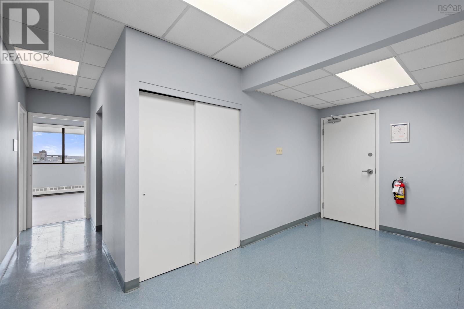 705 5991 Spring Garden Road Property Photo 6
