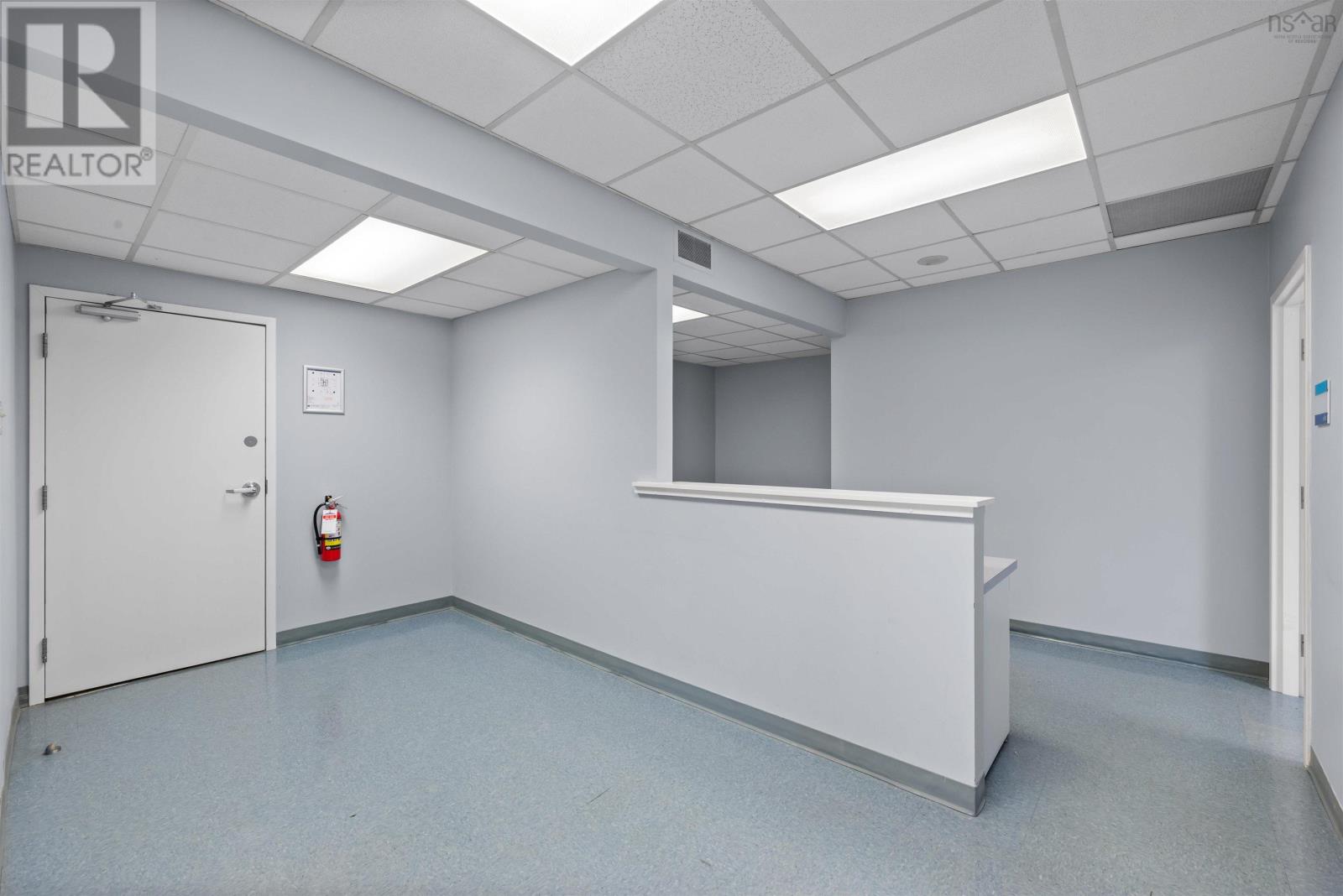 705 5991 Spring Garden Road Property Photo 7