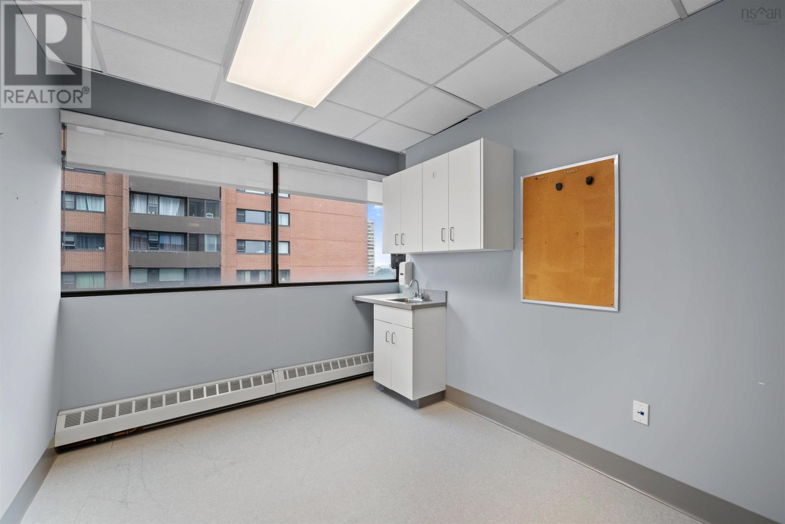 705 5991 Spring Garden Road Property Photo 8