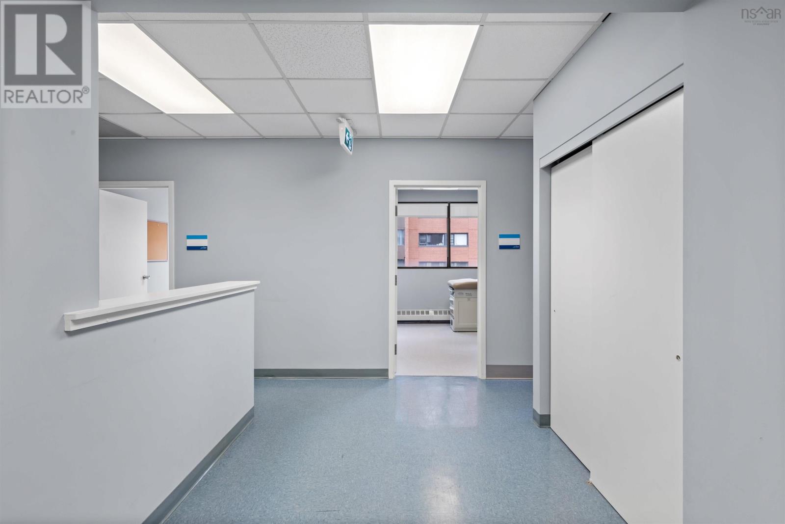 705 5991 Spring Garden Road Property Photo 14