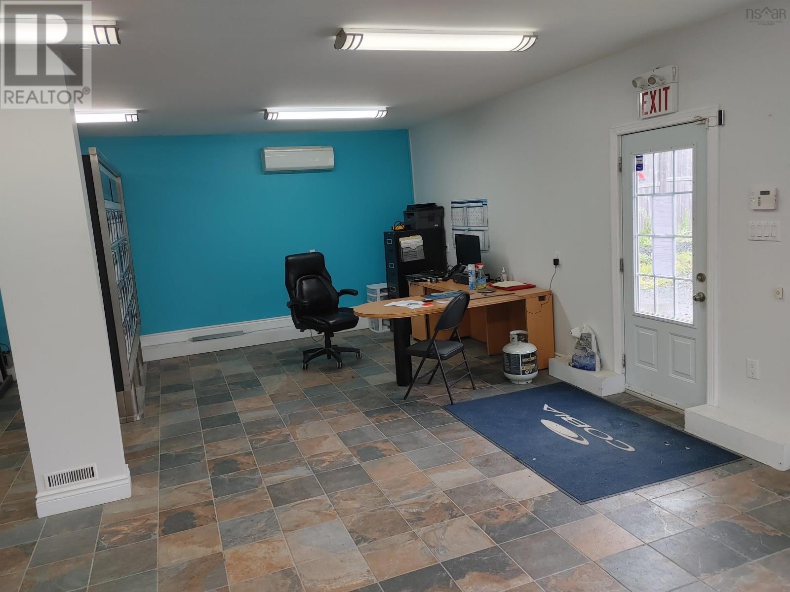 4566 Prospect Road Property Photo 3