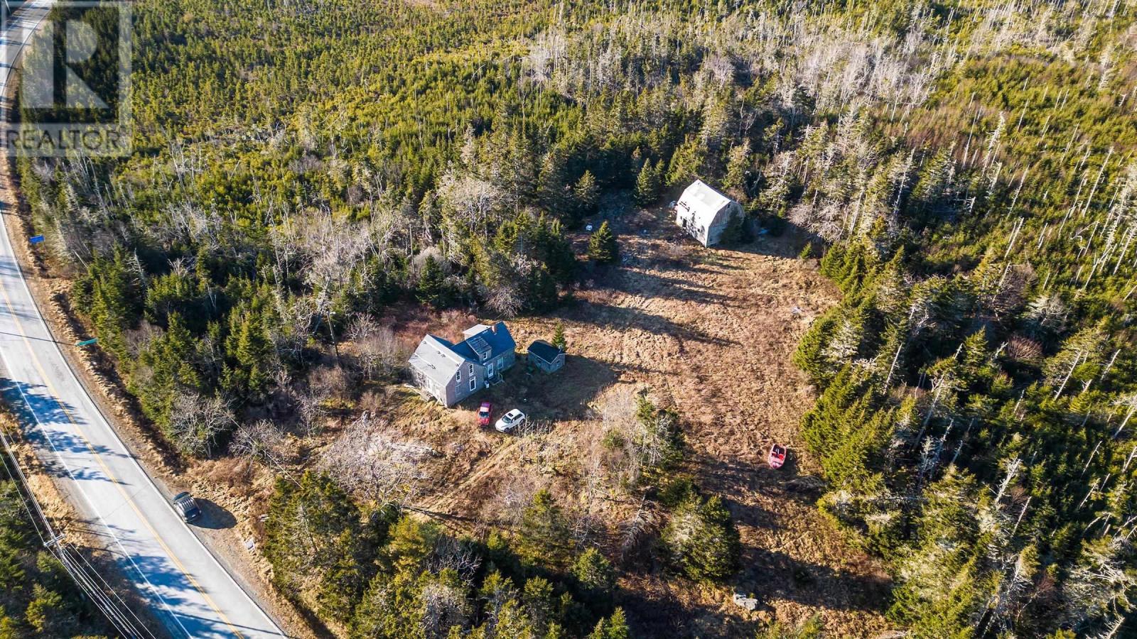 27879 Highway 7 Property Photo 4