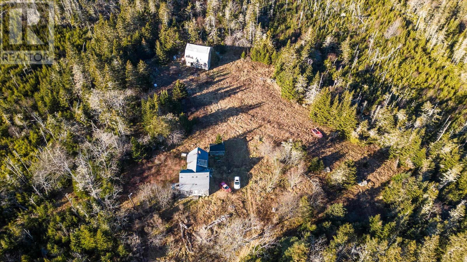 27879 Highway 7 Property Photo 5
